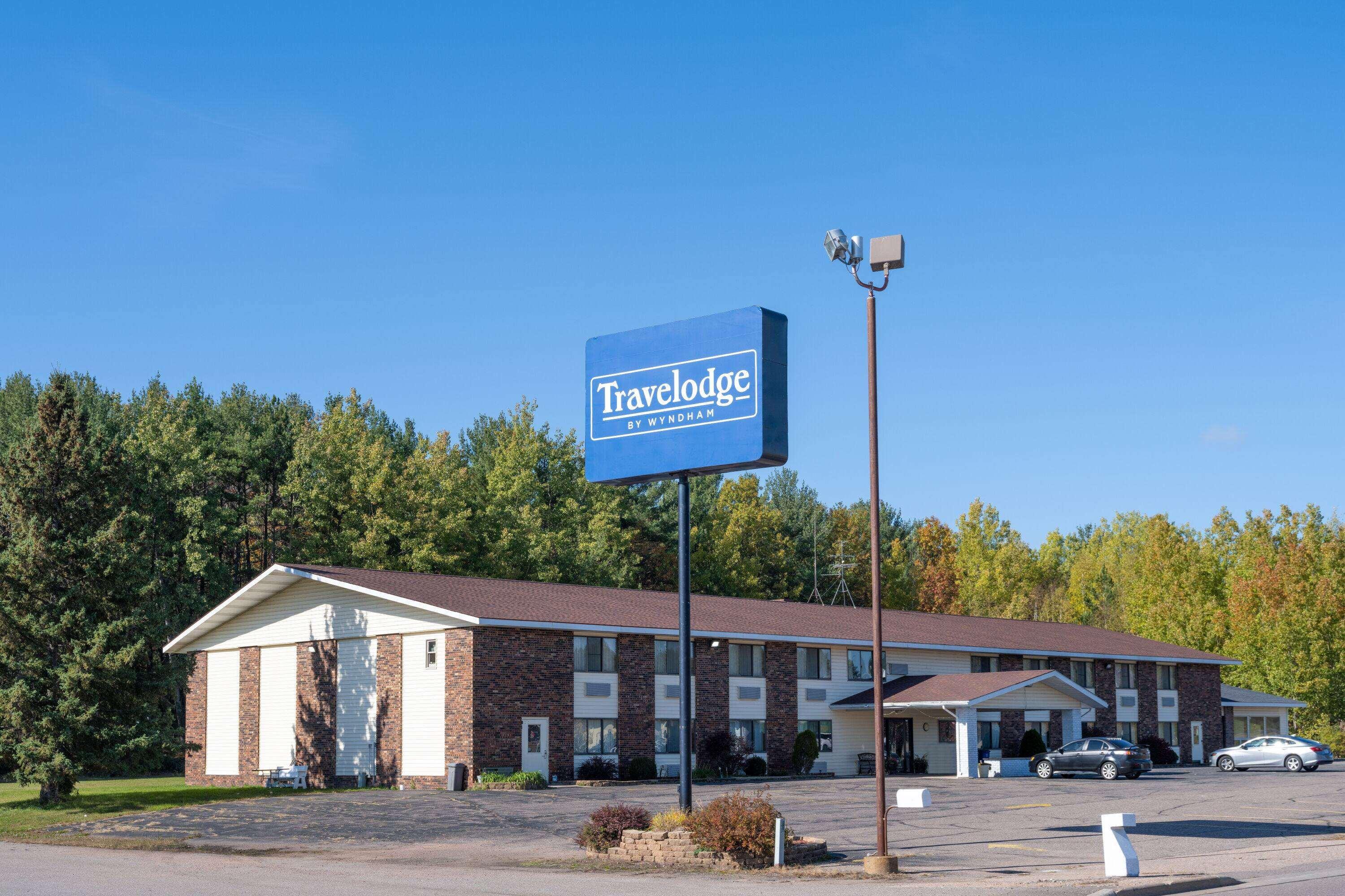 Vista Exterior Travelodge by Wyndham Merrill