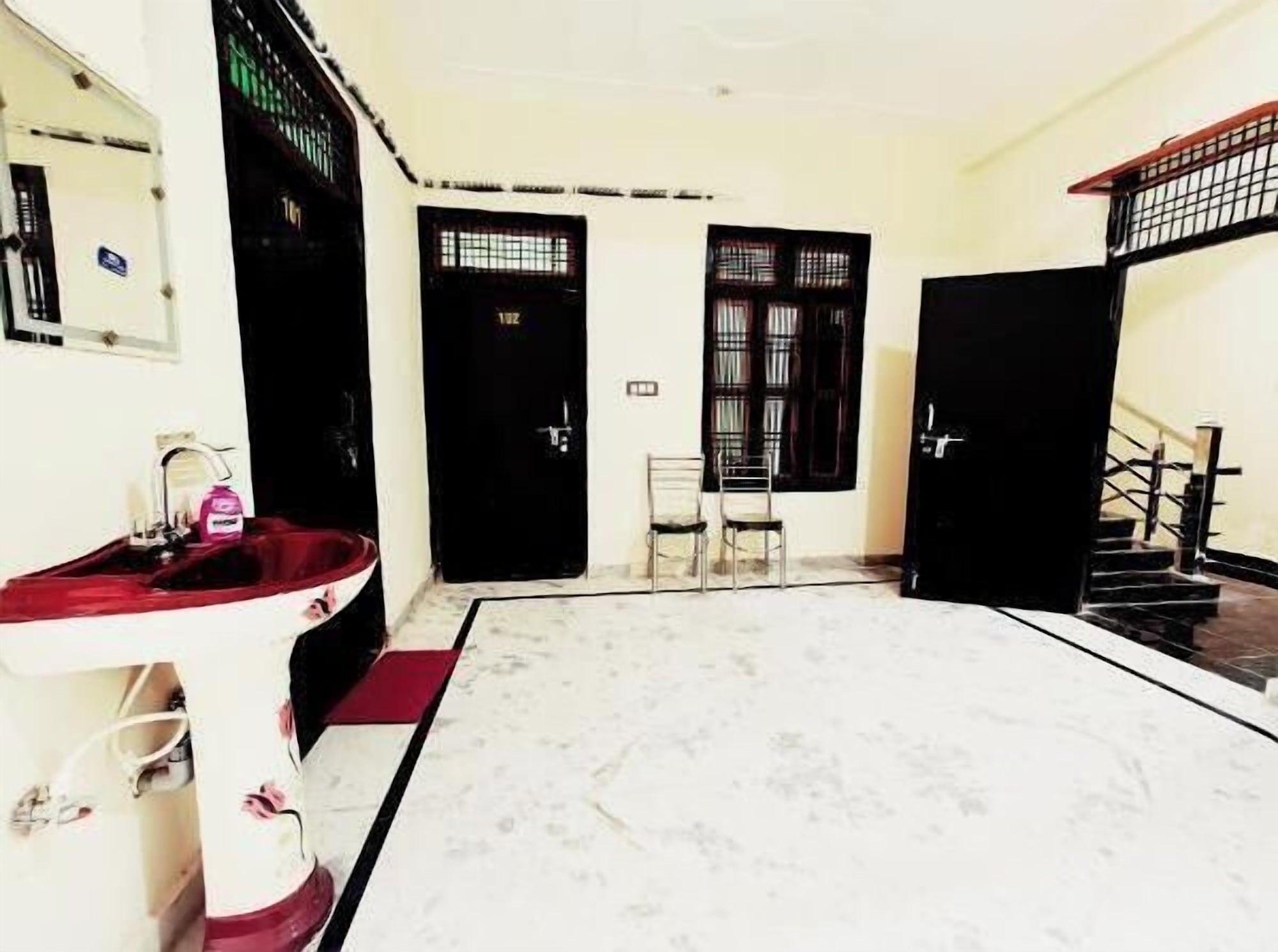 Comodidades del Alojamiento Ramaya INN Ayodhya
