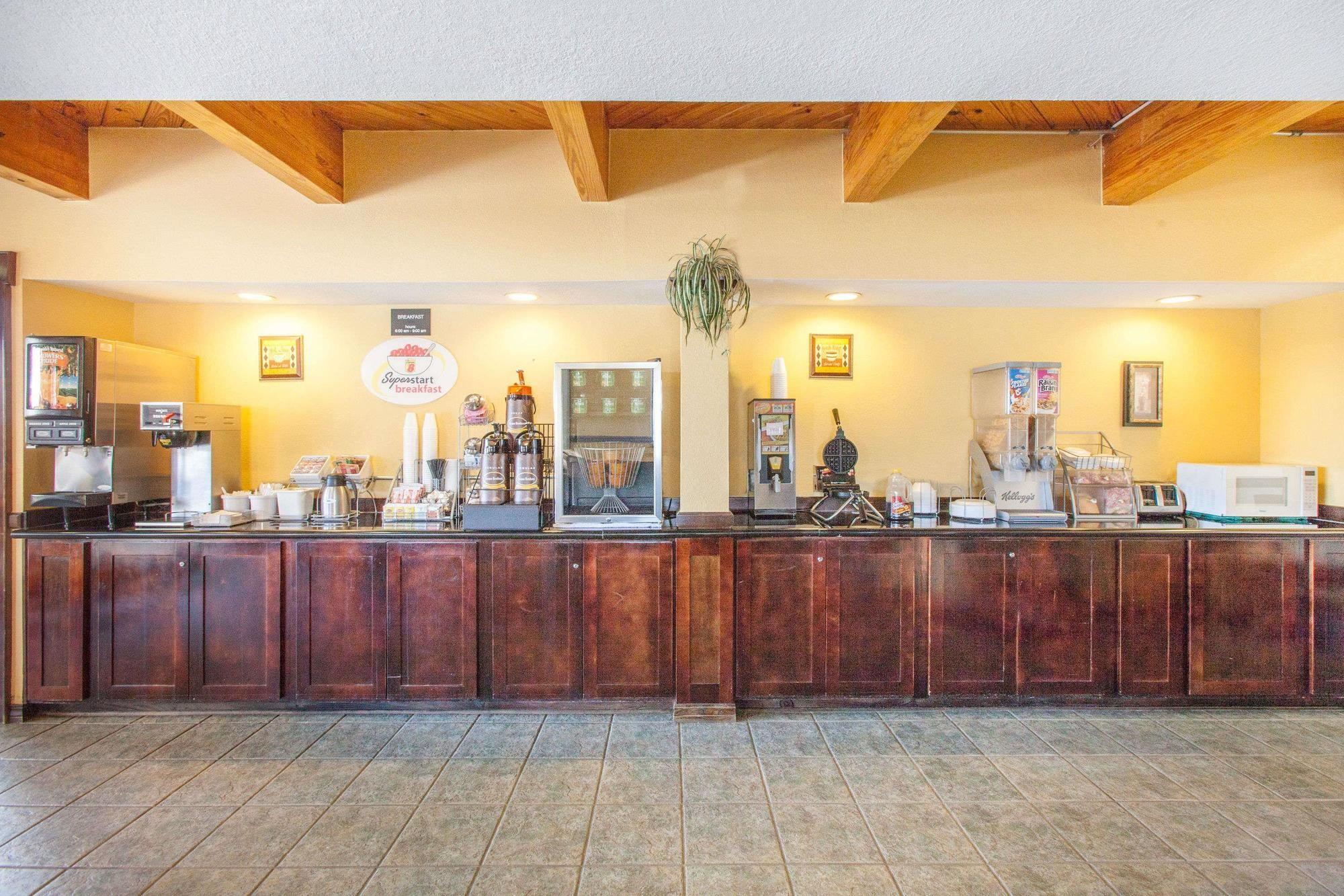 Comodidades del Alojamiento Super 8 By Wyndham Sallisaw
