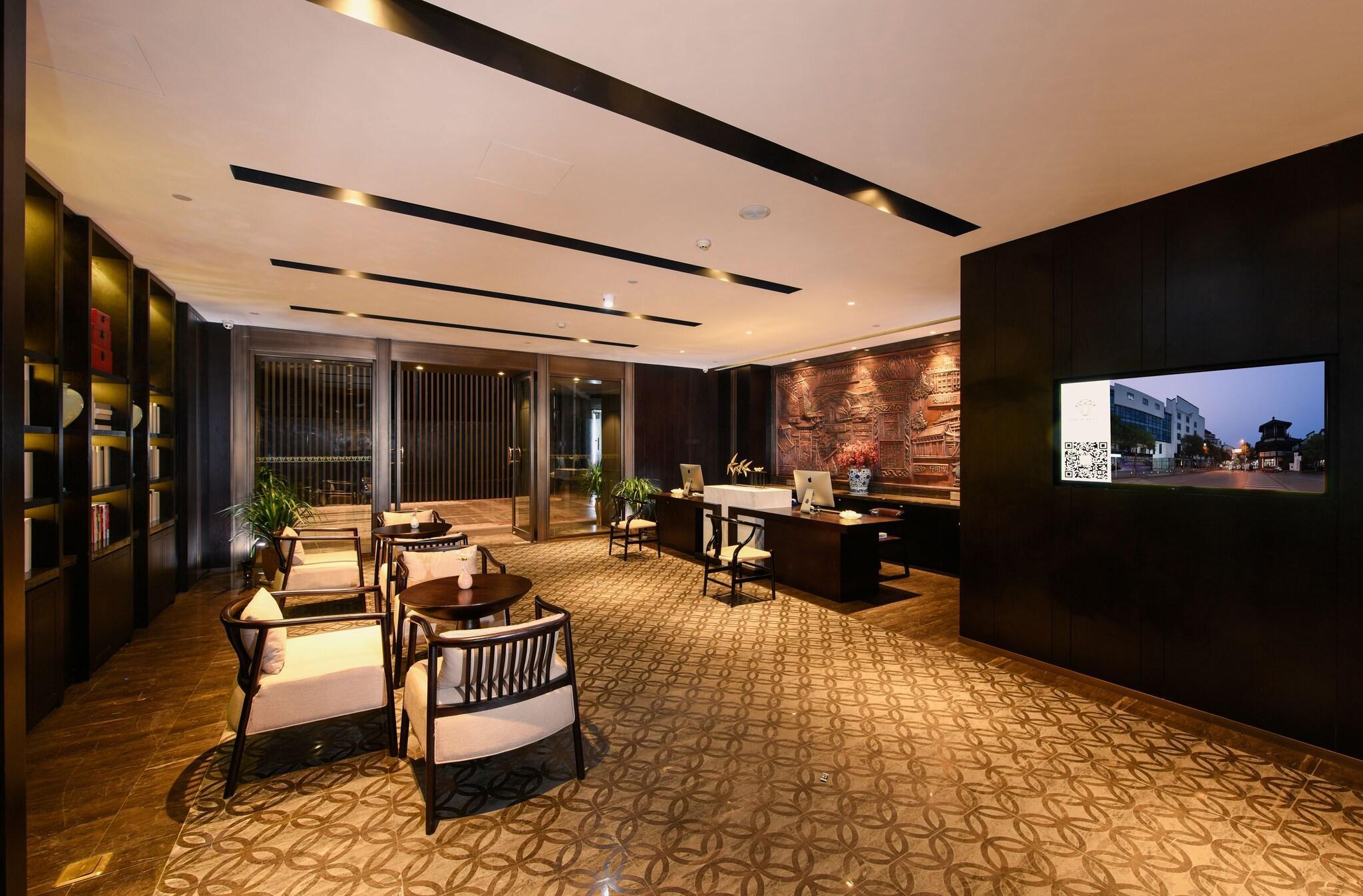 Vista Lobby The Hotel V Confucius Temple