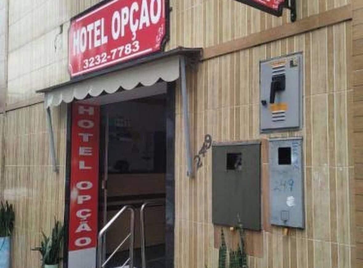 Vista Exterior Hotel Opção