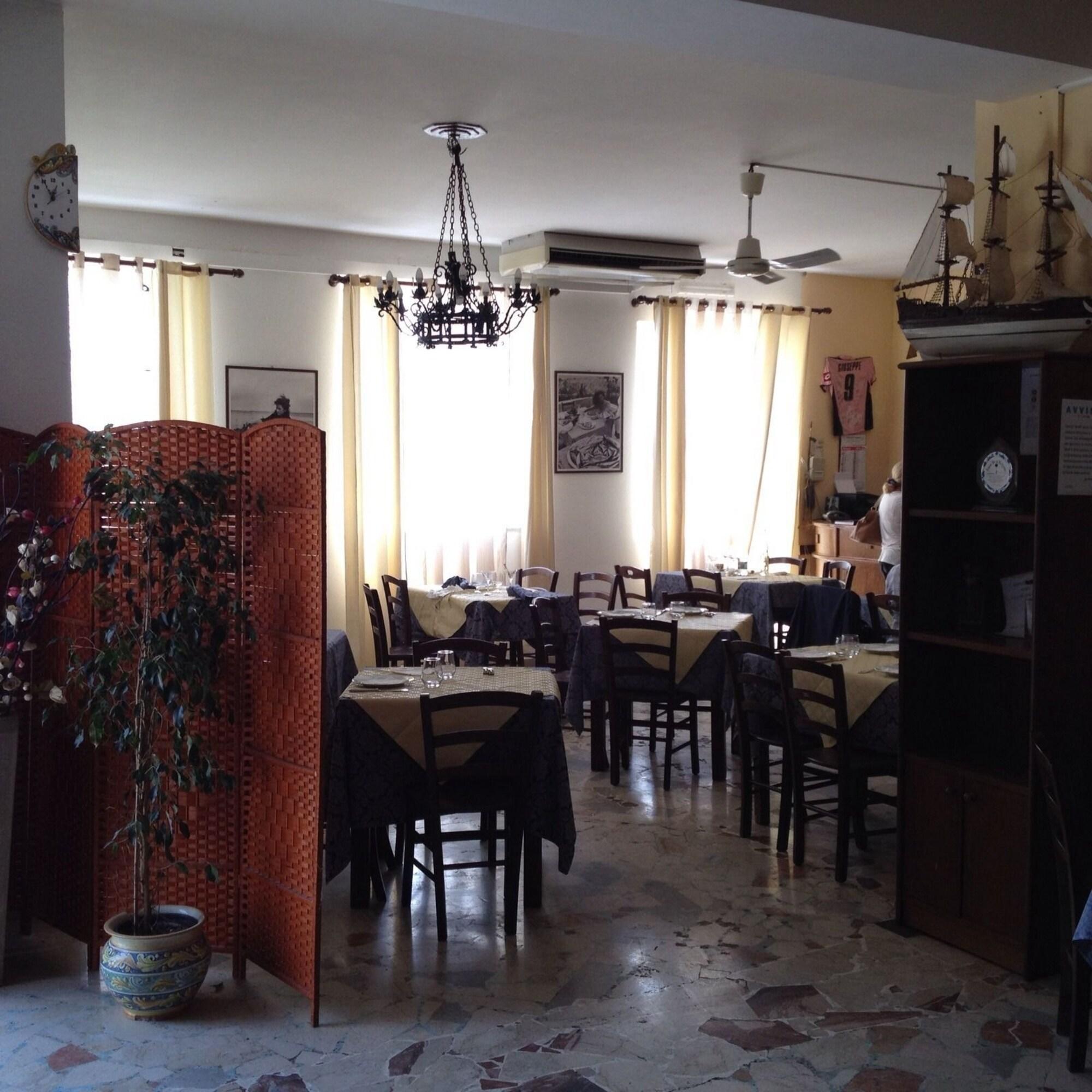 Restaurant Hotel Il Pirata