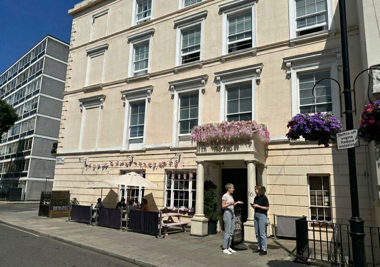 Vista Exterior Smart Hyde Park View - Hostel