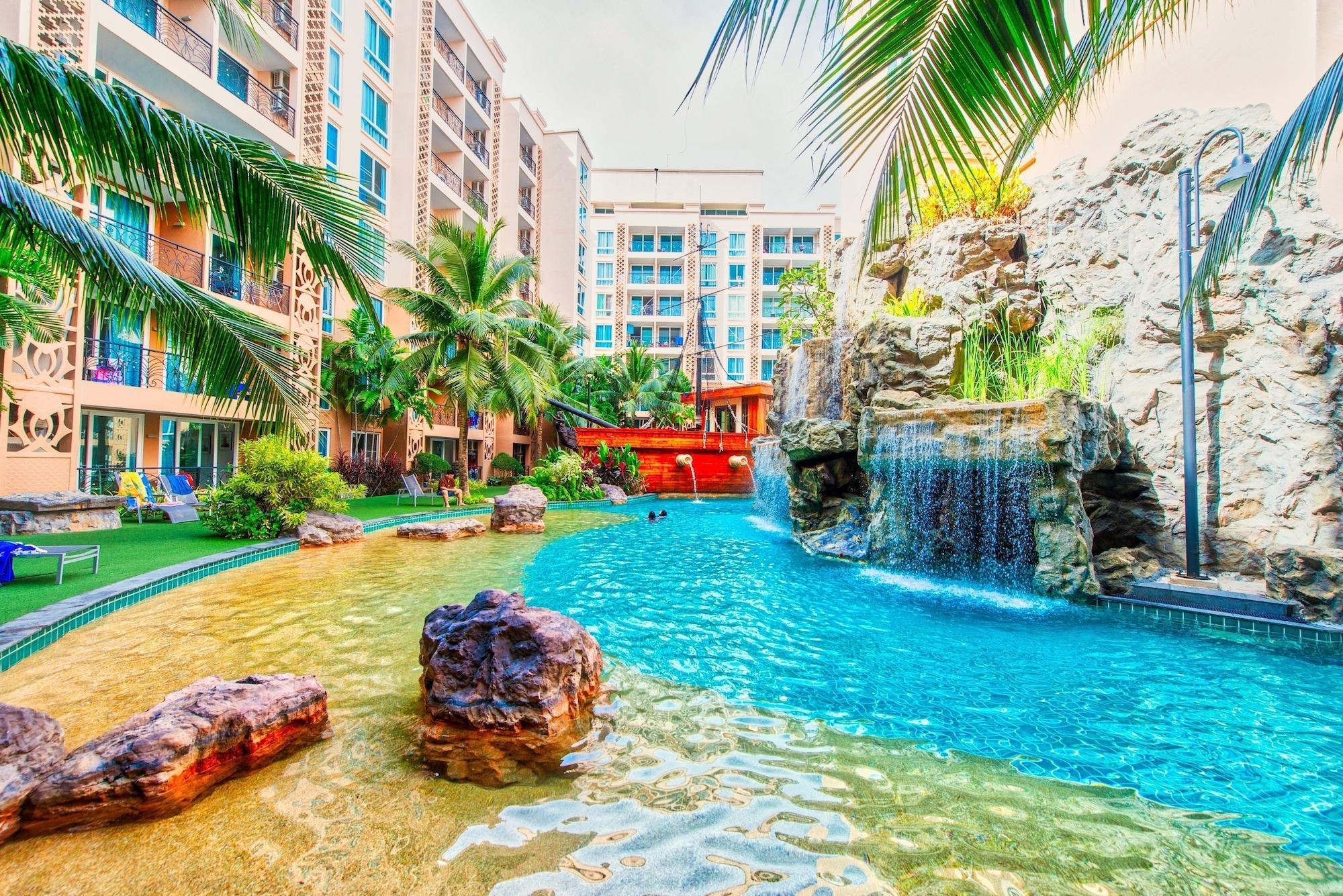 Vista Exterior Athena Waterpark Jomtien Beach