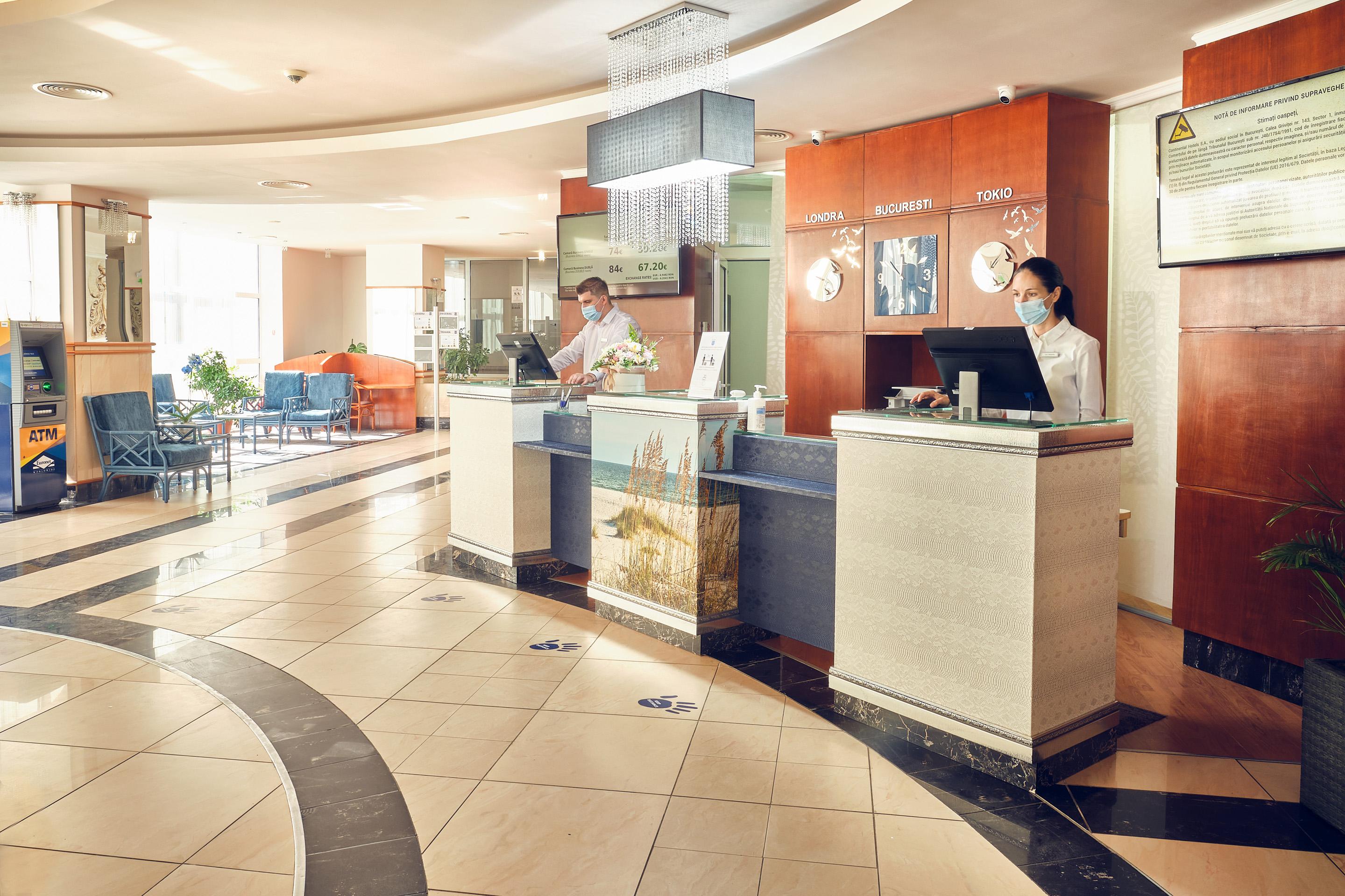 Vista Lobby Continental Forum Constanta