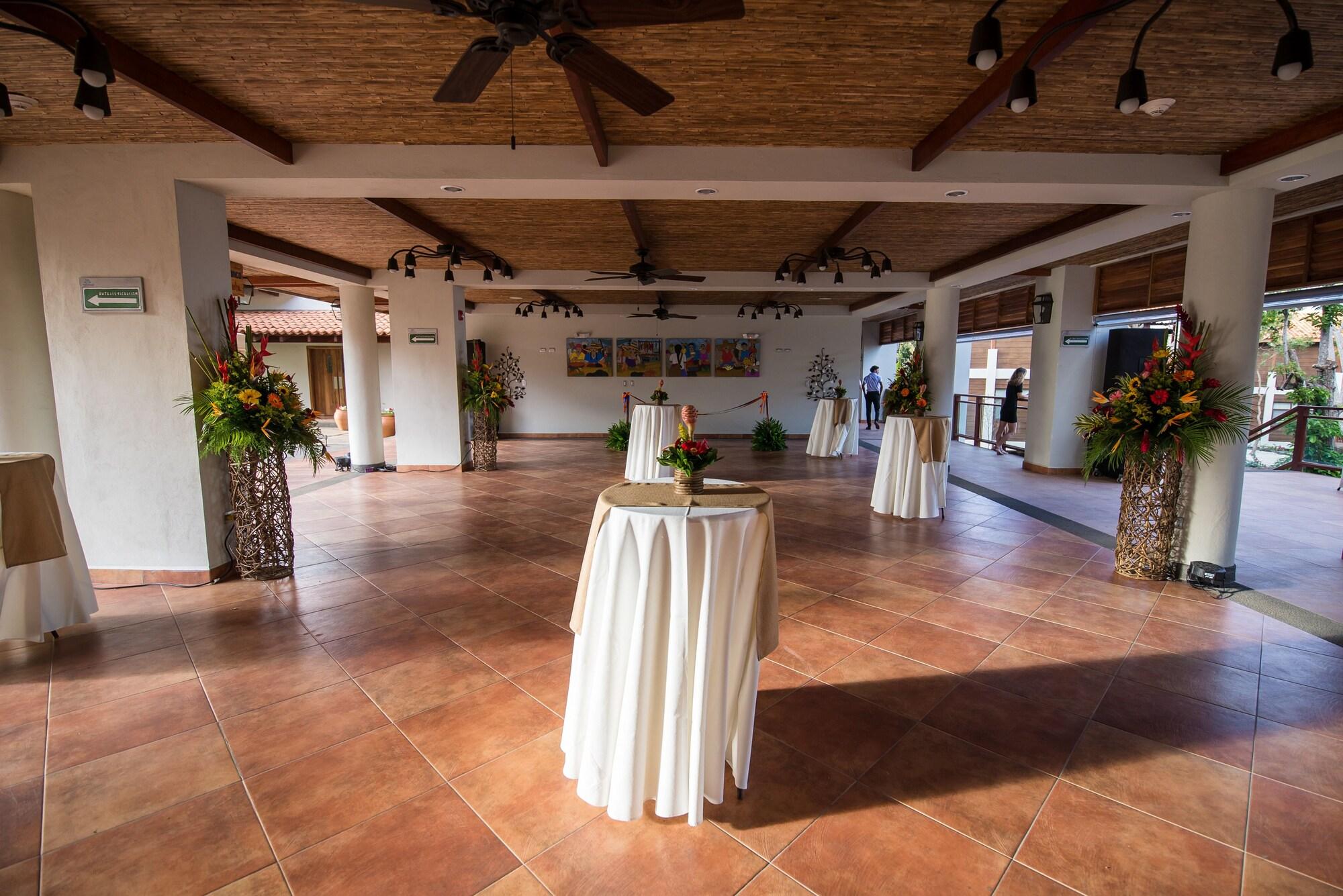 Salón de Baile Pacaya Lodge & Spa
