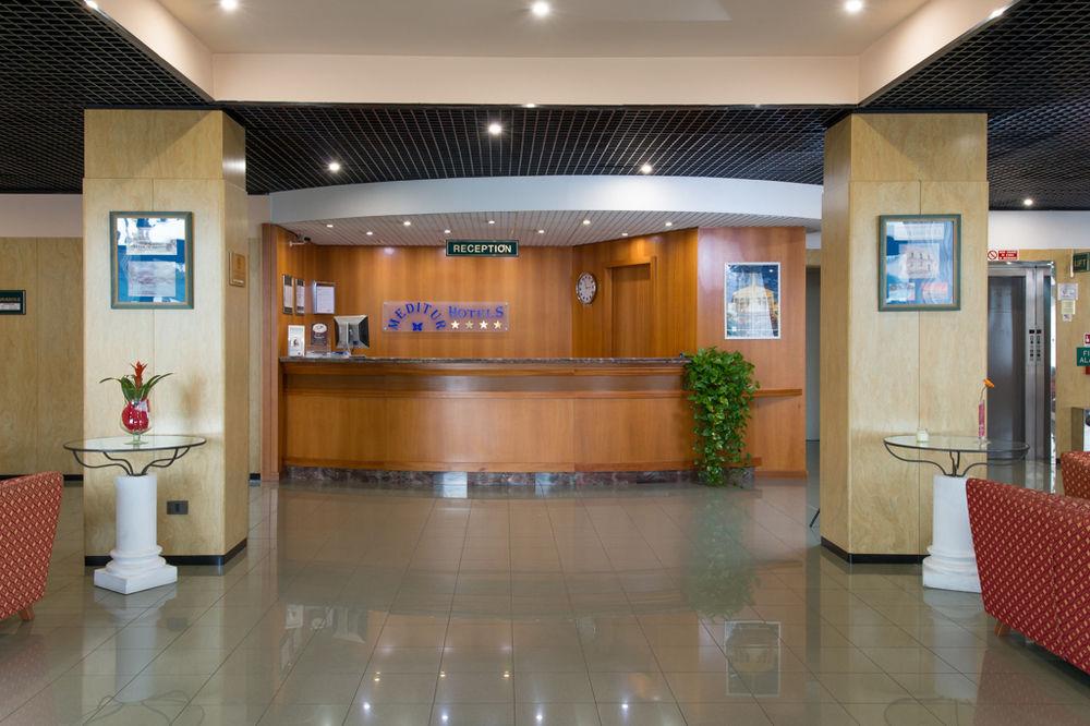 Vista Lobby Meditur Hotel Pomezia