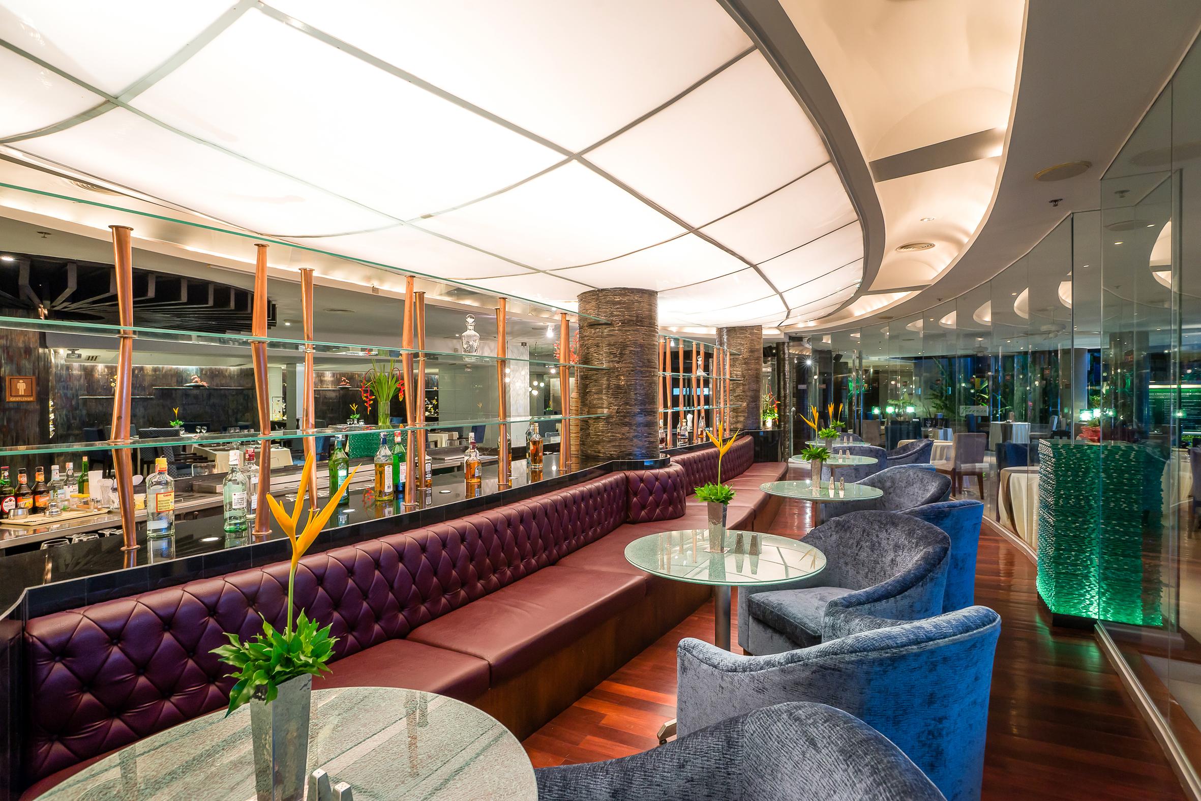 Bar/Salón Royal Cliff Beach Terrace 