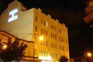 Alojamiento - Hotel 5a Avenida