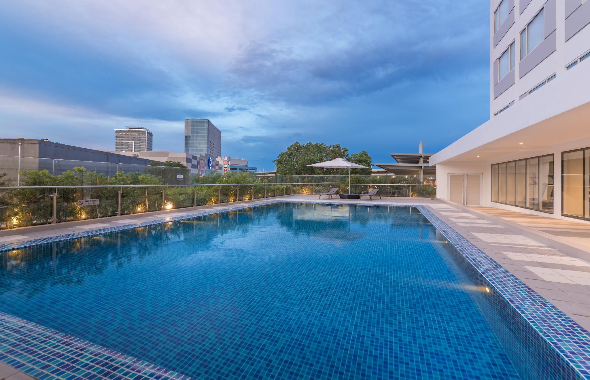 Playa Park Inn by Radisson Iloilo