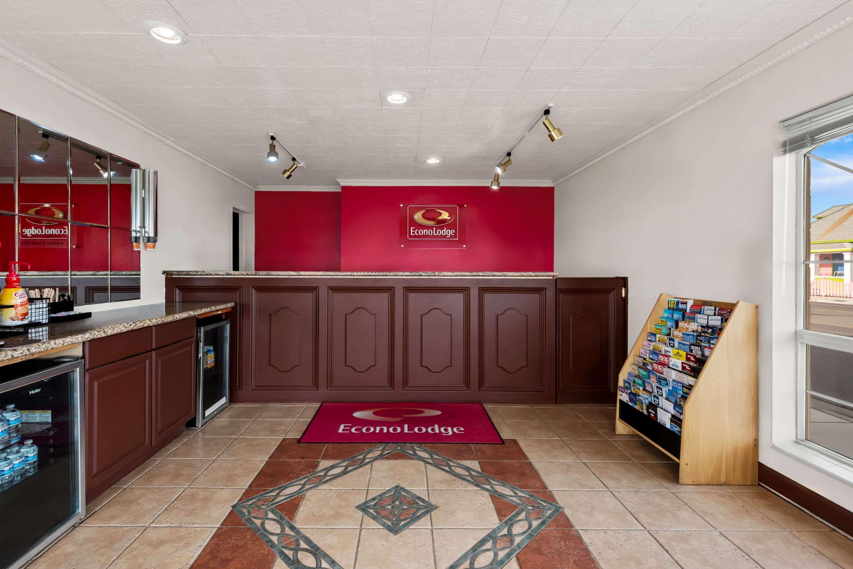Vista Lobby Econo Lodge Fallon Naval Air Station Area