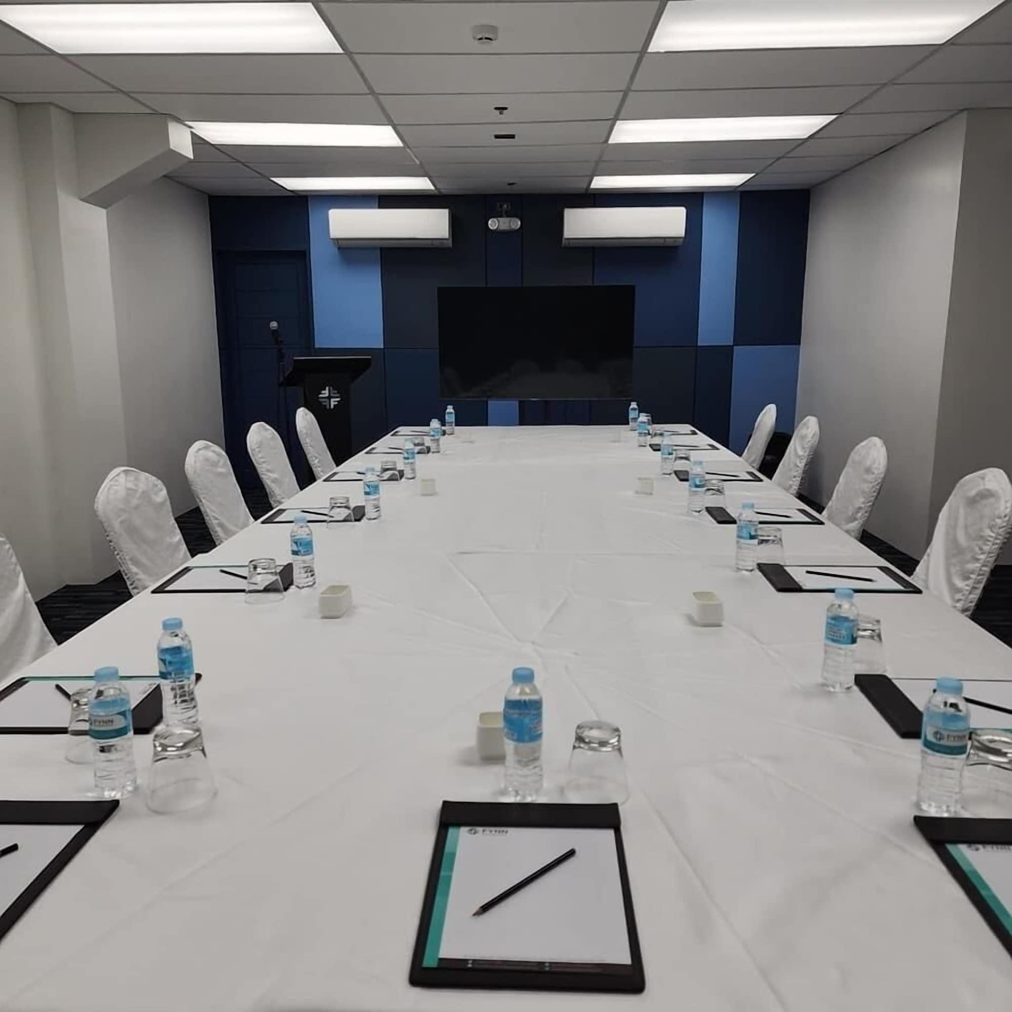 Sala de Reuniones Fynn Boutique Hotel