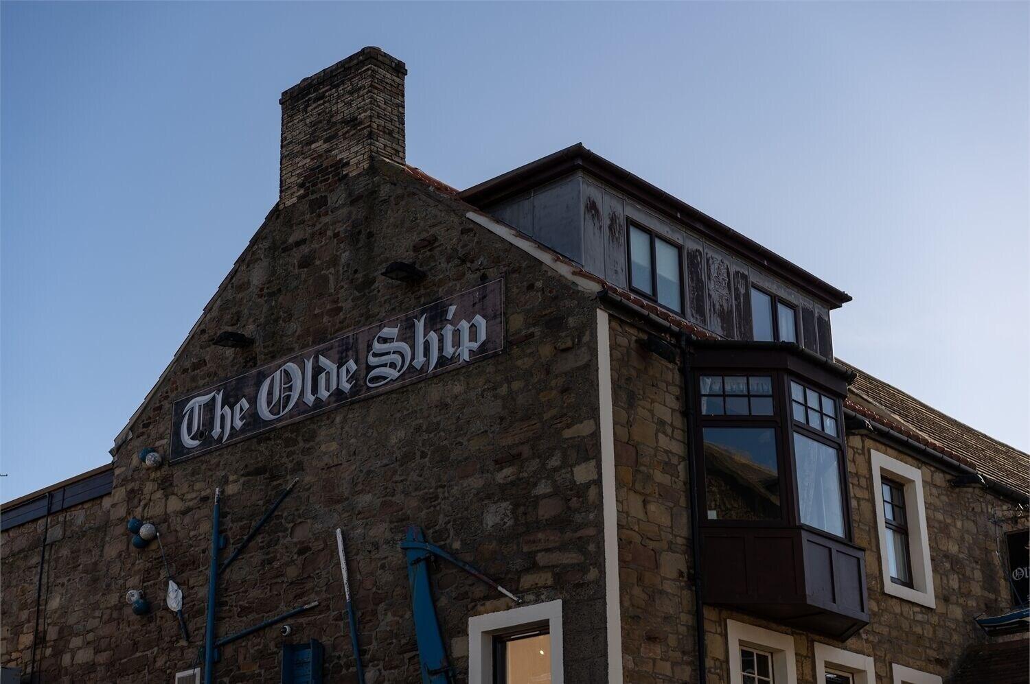 Vista Exterior The Olde Ship Inn