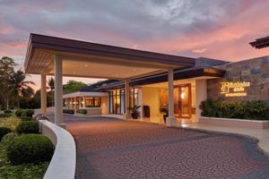 Alojamiento - Holiday Inn & Suites Batangas Limapark by IHG
