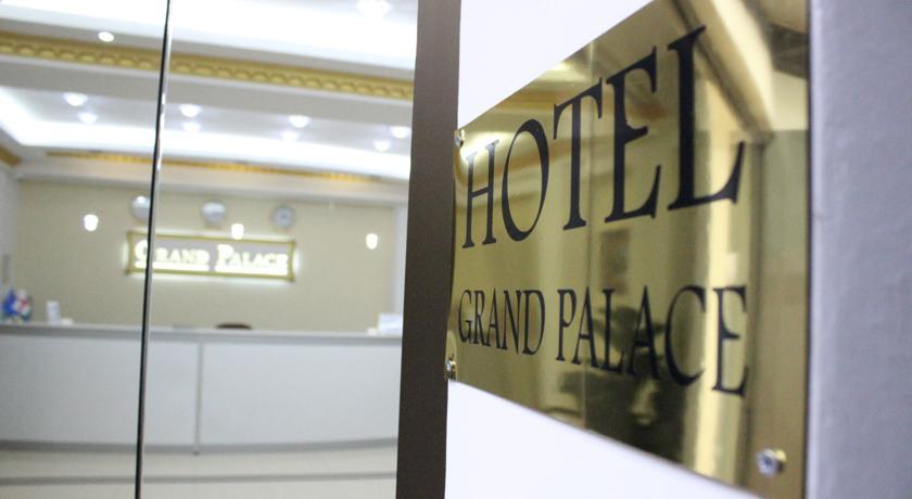 Vista Exterior Hotel Grand Palace