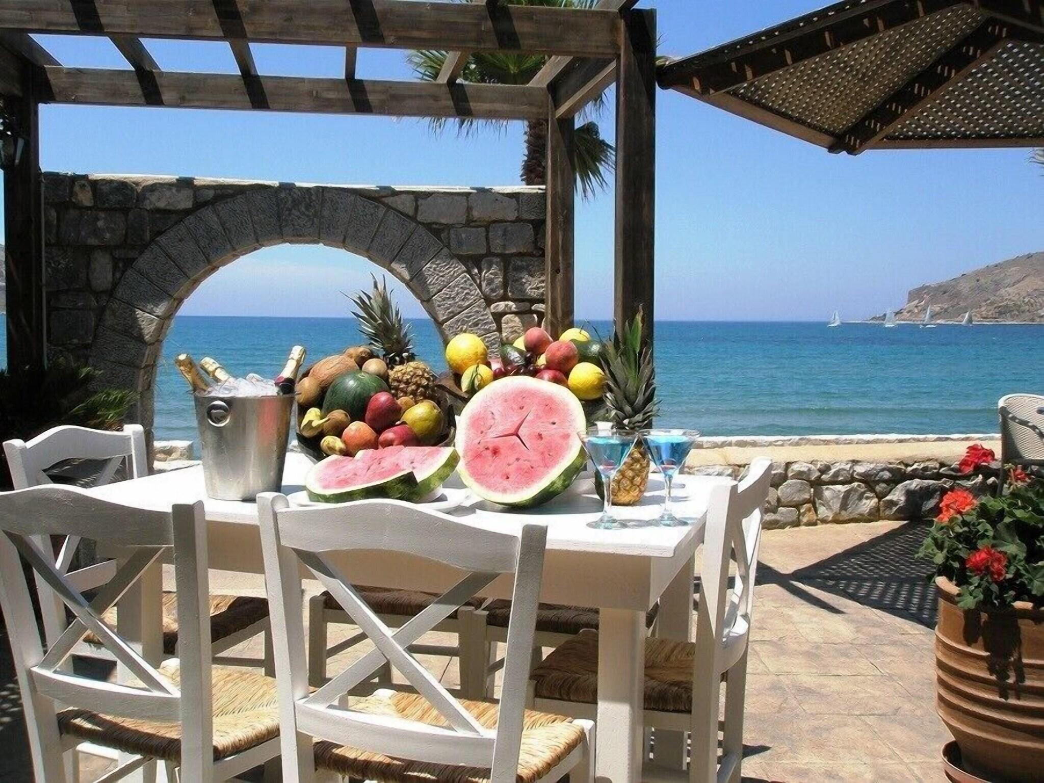 Restaurant Itilo Traditional Hotel