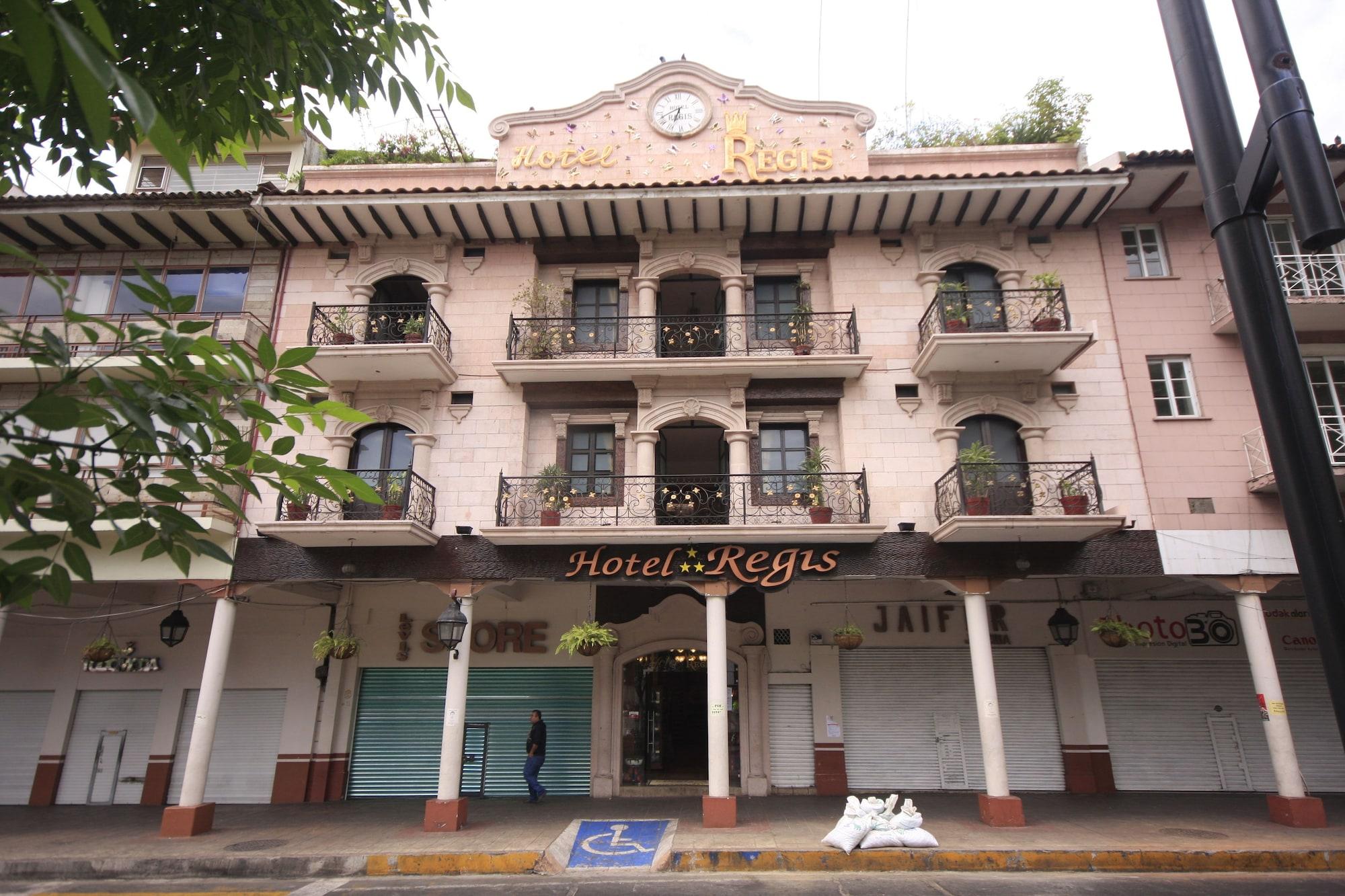 Varios Hotel Regis