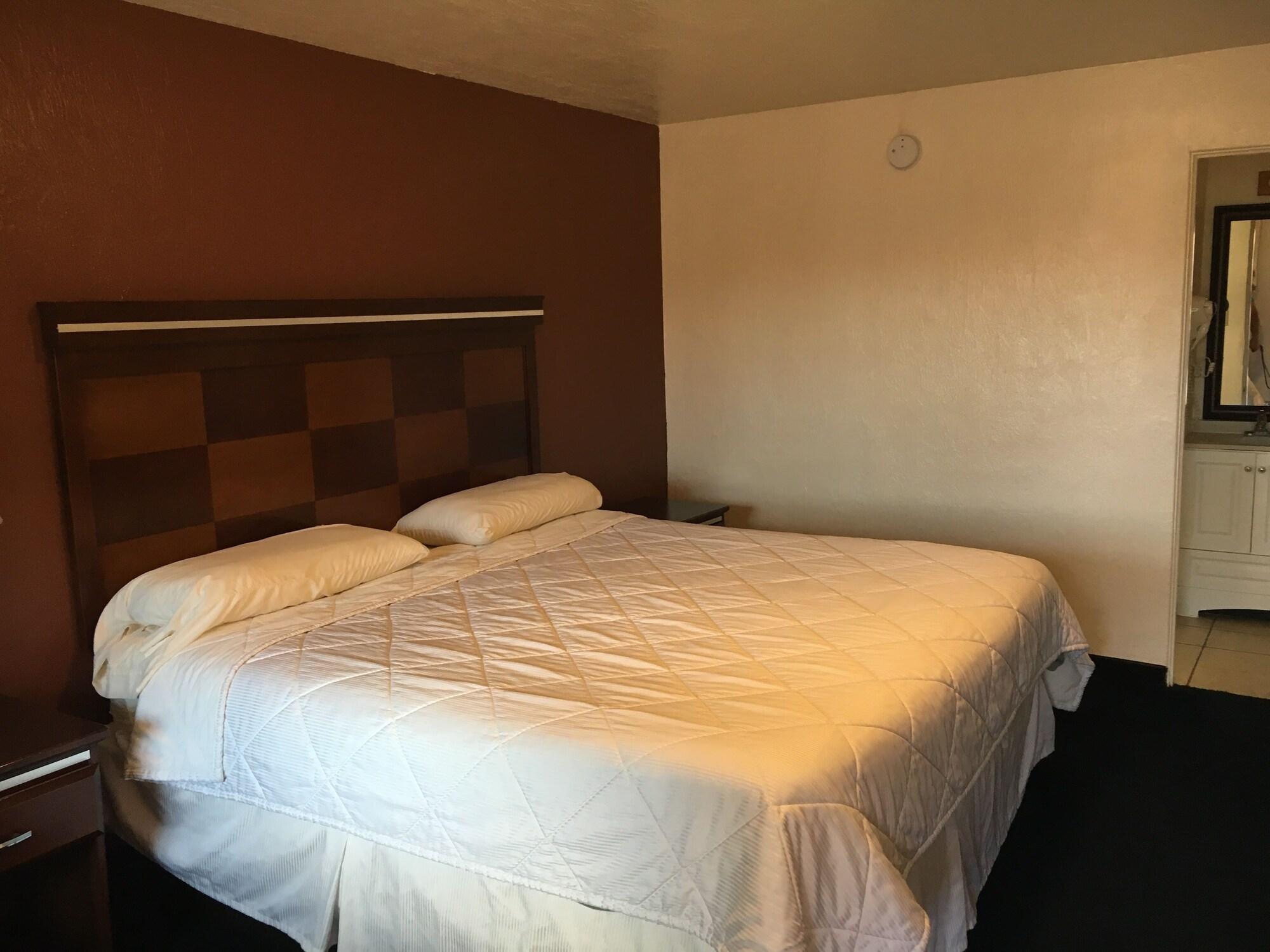 Varios Deluxe Inn Of Roswell