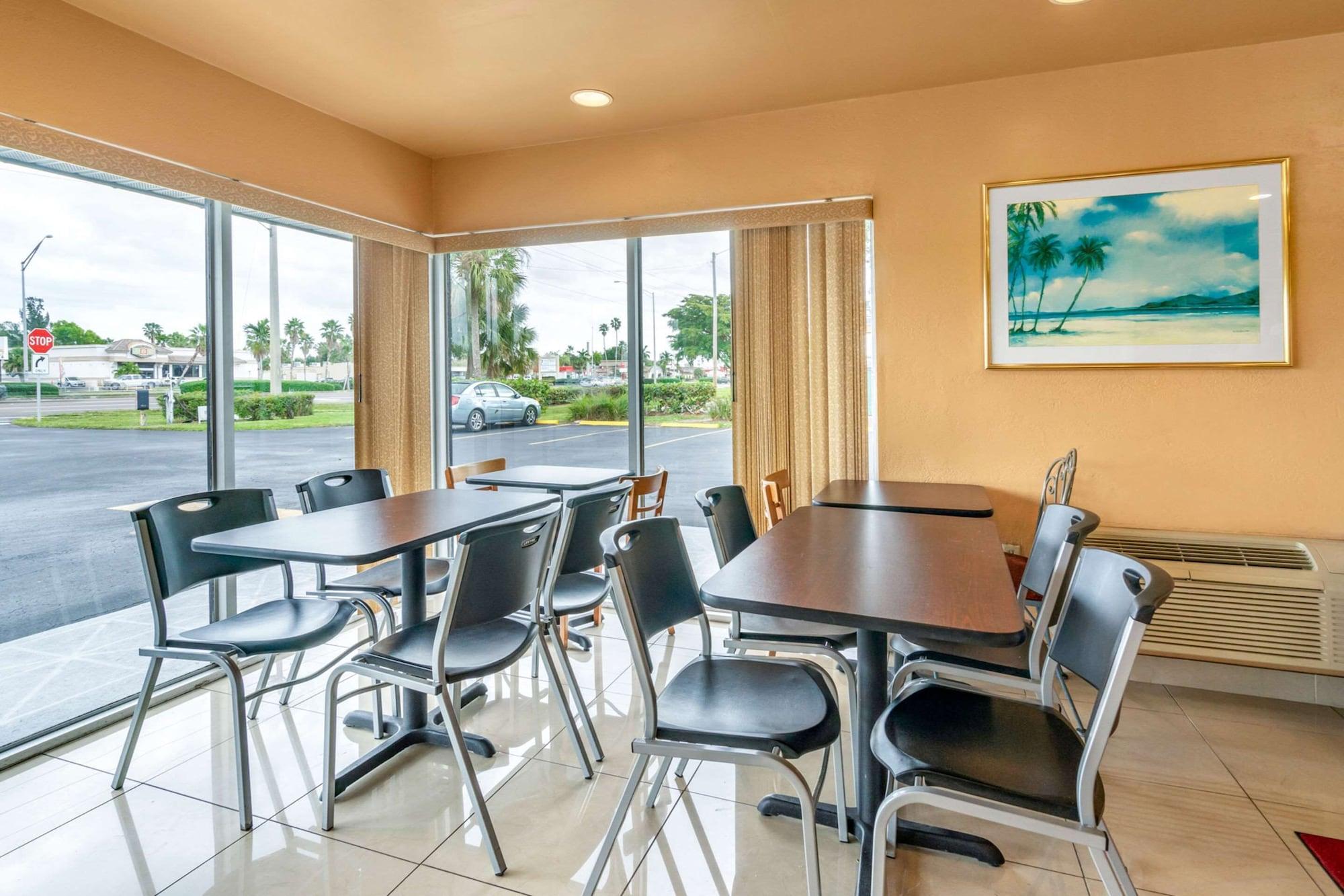Restaurant Econo Lodge North