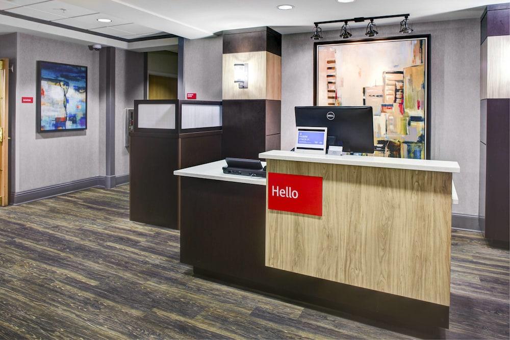 Vista Lobby TownePlace Suites by Marriott Atlanta Buckhead