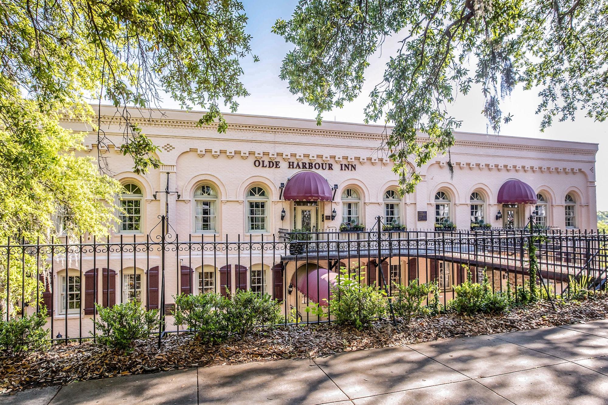 Varios Olde Harbour Inn, Historic Inns of Savannah.