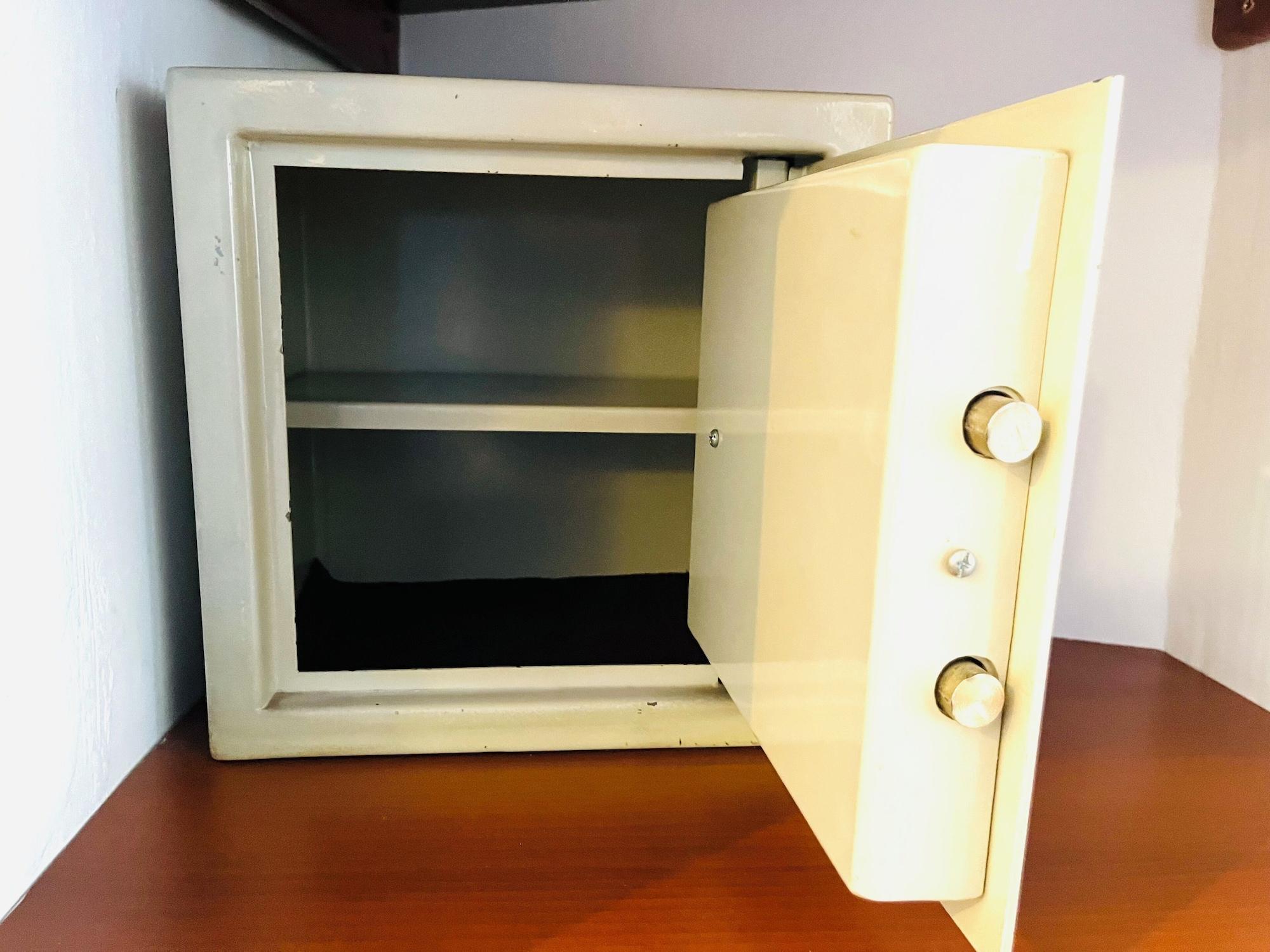 Set de Habitación Rojas Plaza Boutique