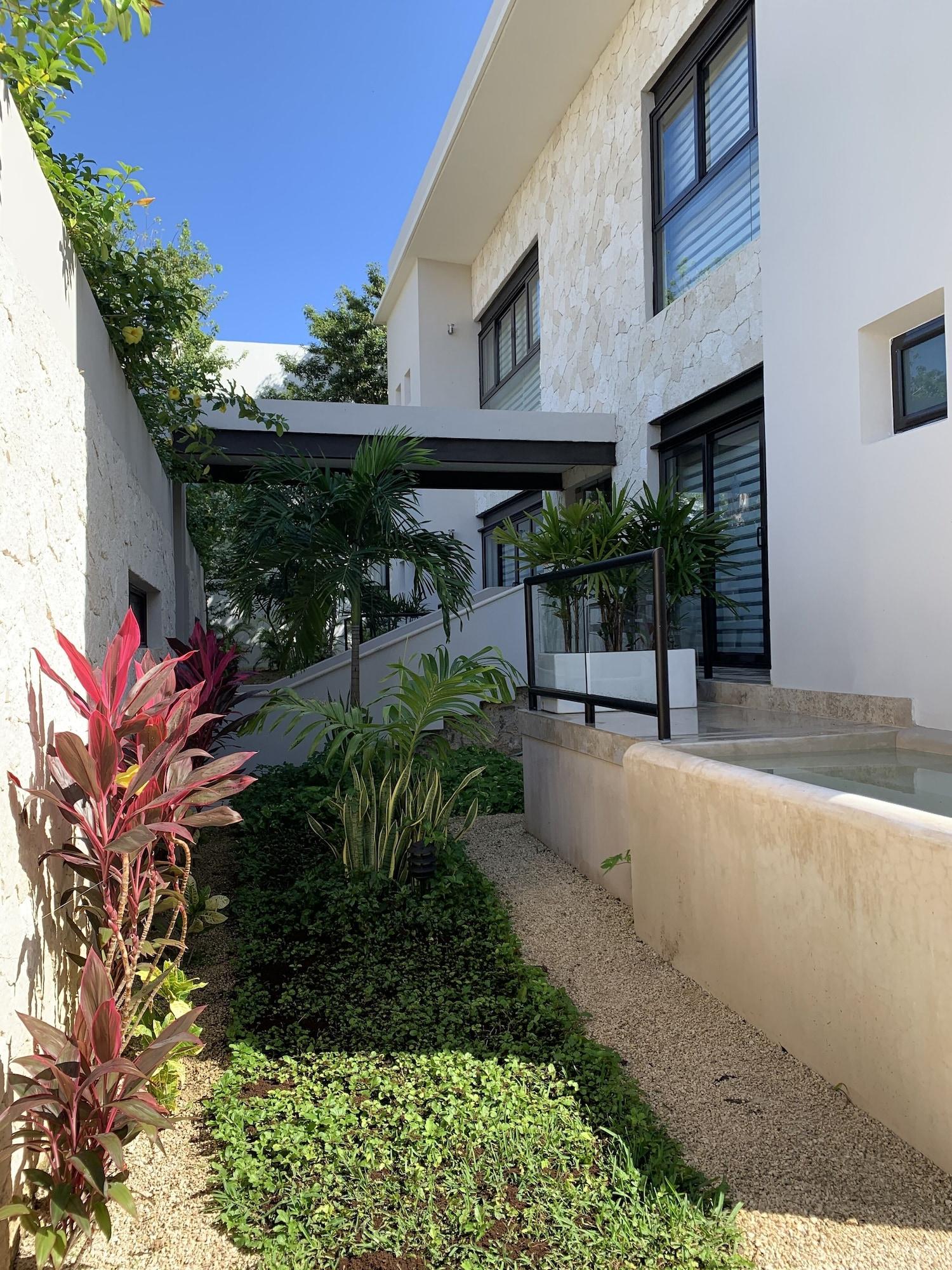 Vista Exterior Xaha Villas Suites & Golf Resort