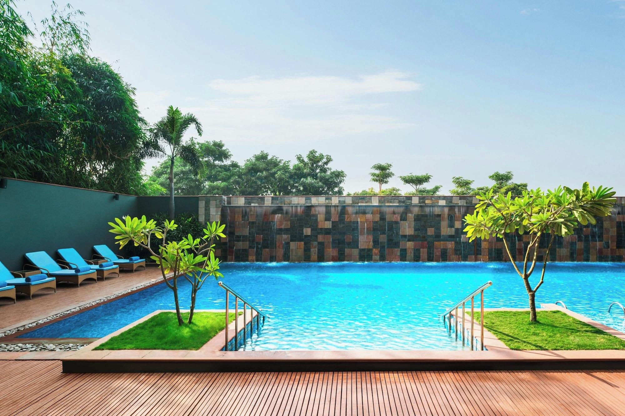 Vista Piscina Le Meridien Nagpur