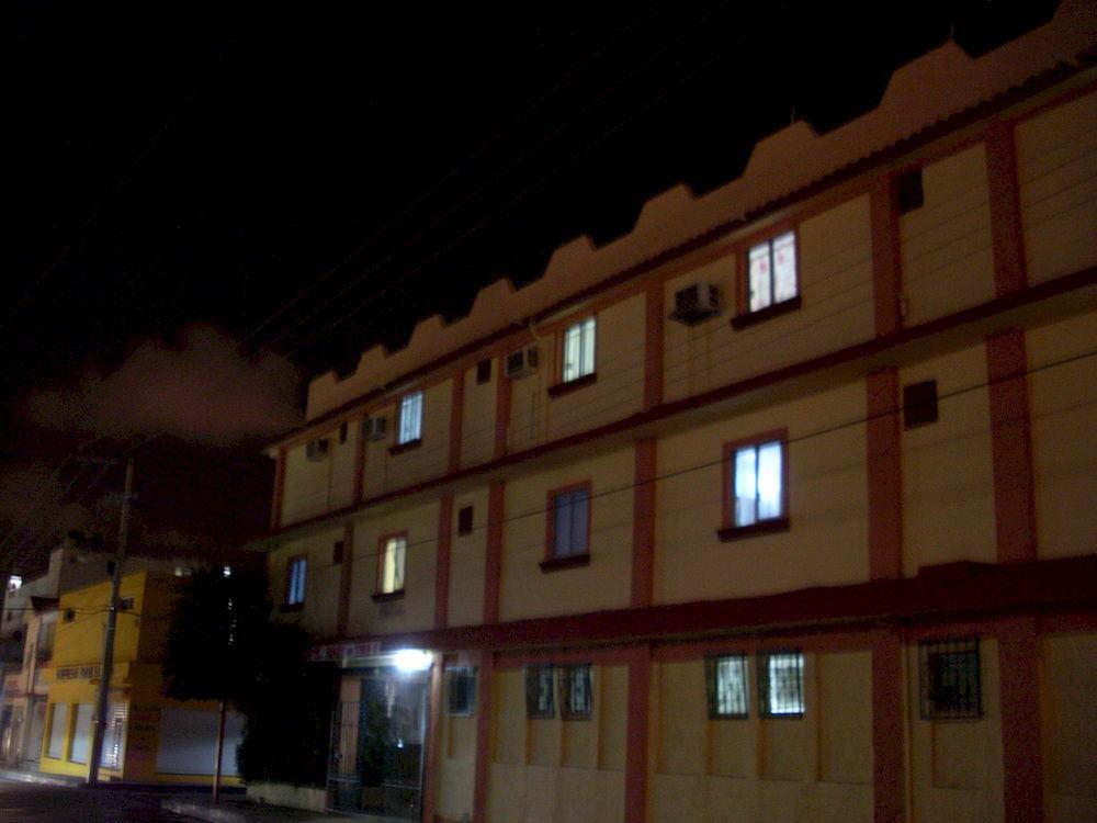 Vista Exterior Hotel Marytere