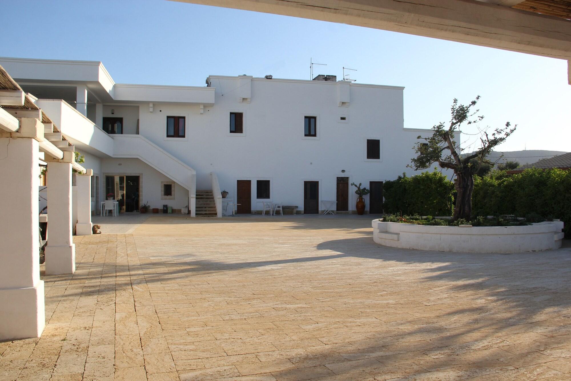 Varios Masseria Lama D'Impisa