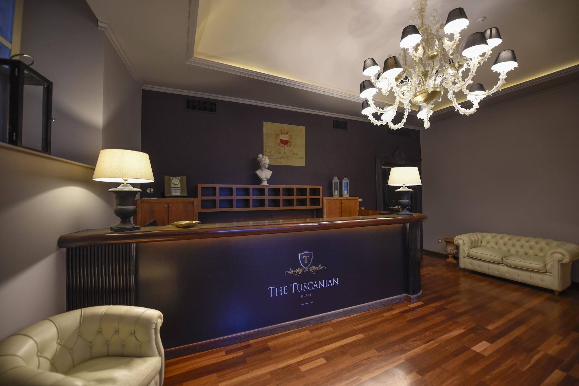 Varios The Tuscanian Hotel