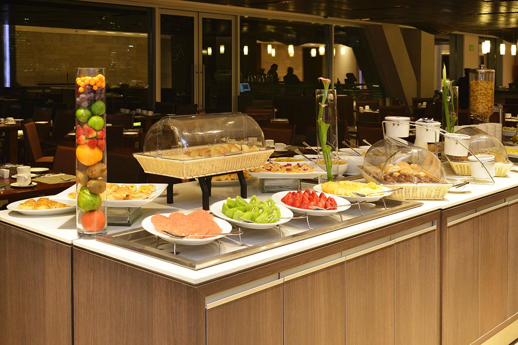 Restaurant Radisson Blu Plaza El Bosque Santiago