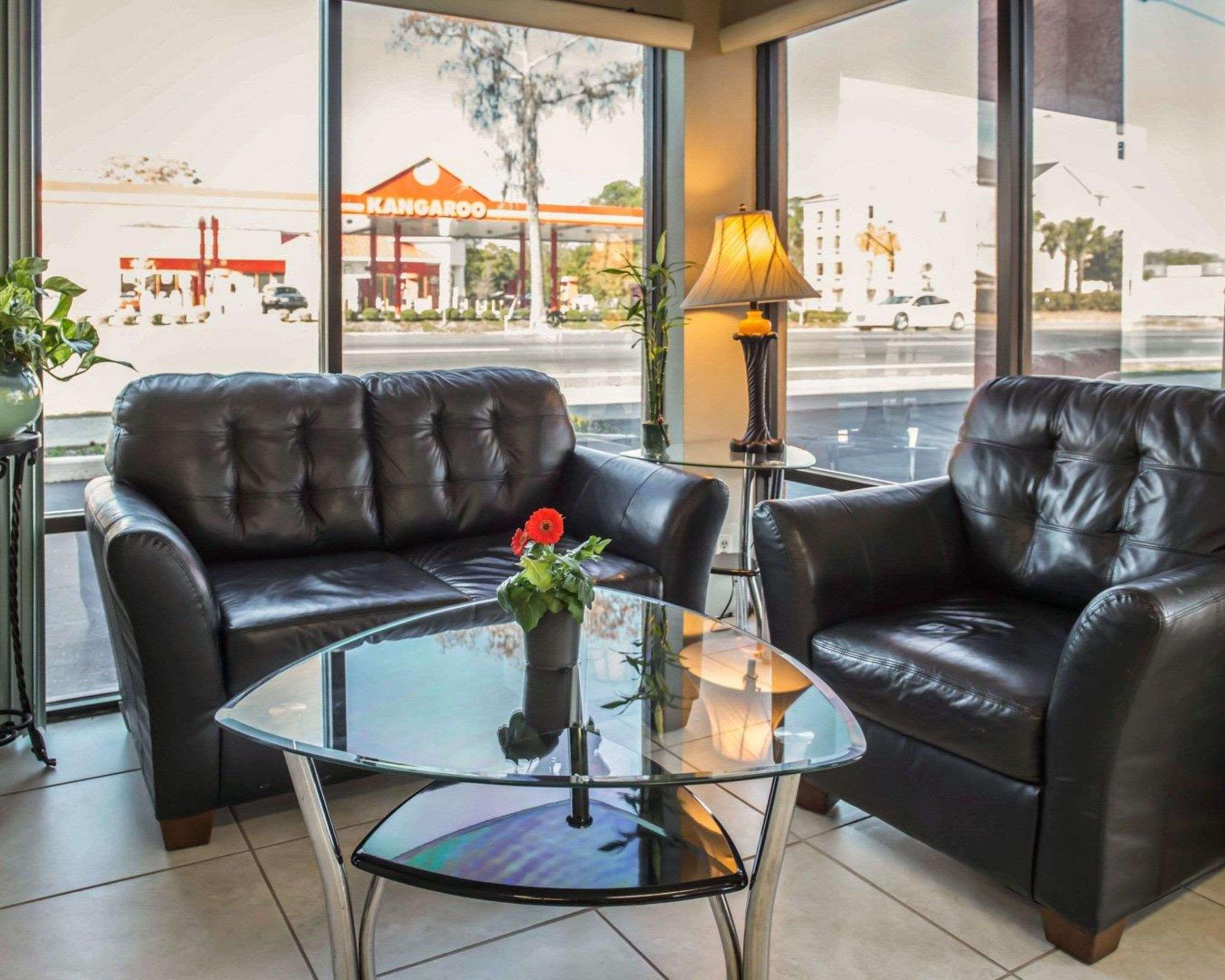 Vista Lobby Econo Lodge Panama City Beach