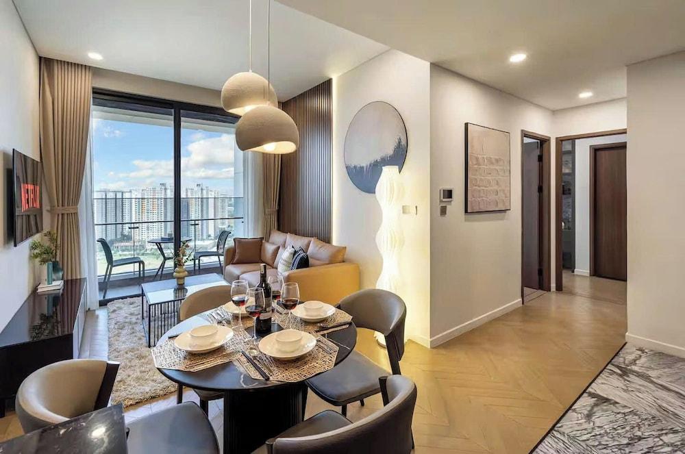 Habitación Luxury Lumiere Riverside Urban Apartment