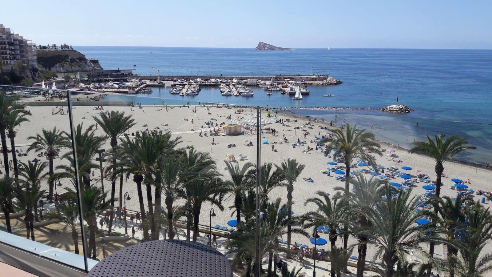 Vista Exterior Hotel Montemar Benidorm