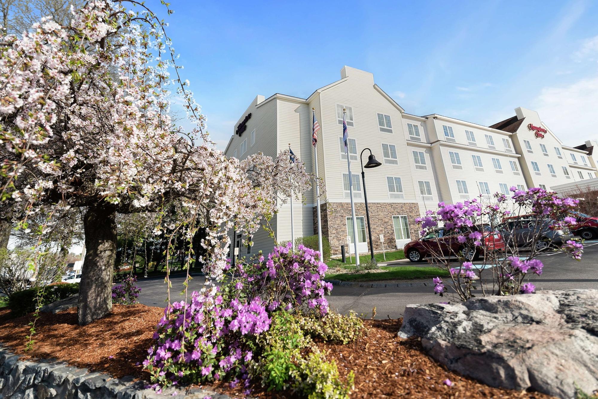 Vista Exterior Hampton Inn Nashua