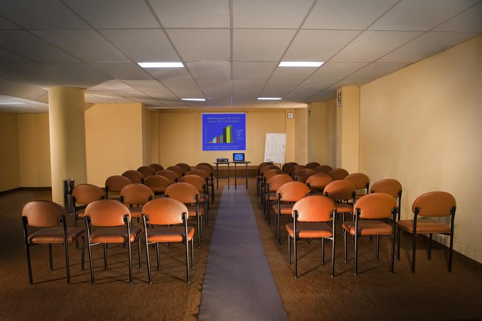 Sala de Reuniones Arawi Pastoruri Hotel