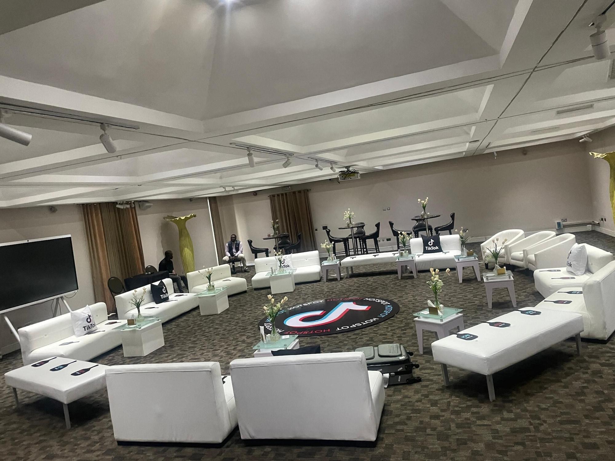 Sala de Reuniones The Wheatbaker