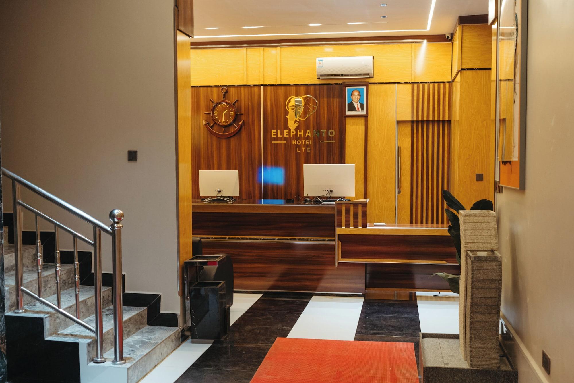 Vista Lobby Elephantohotel