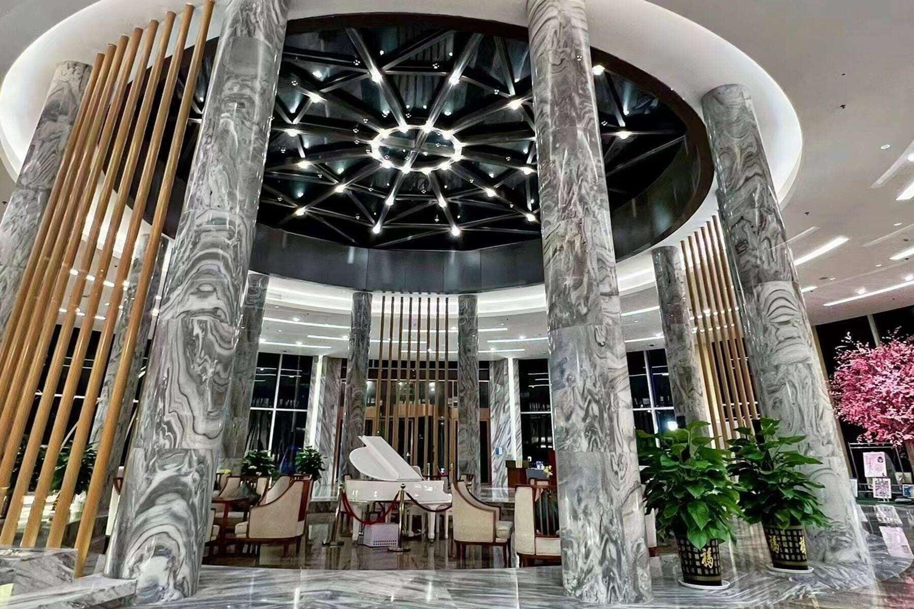 Vista Lobby Howard Johnson By Wyndham Lake Serenity Hotel Neijiang