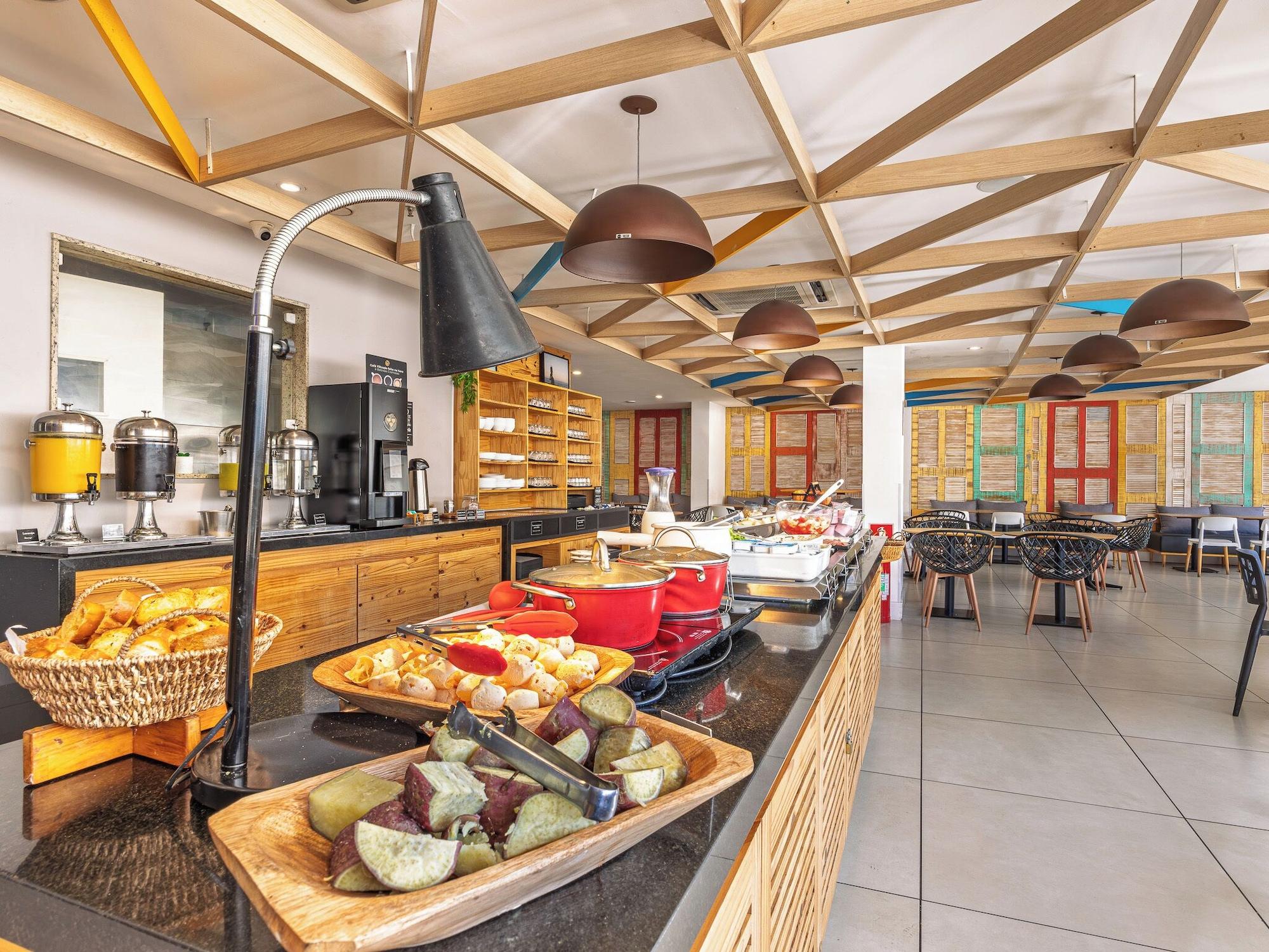 Restaurant B&B Hotels Rio de Janeiro Norte