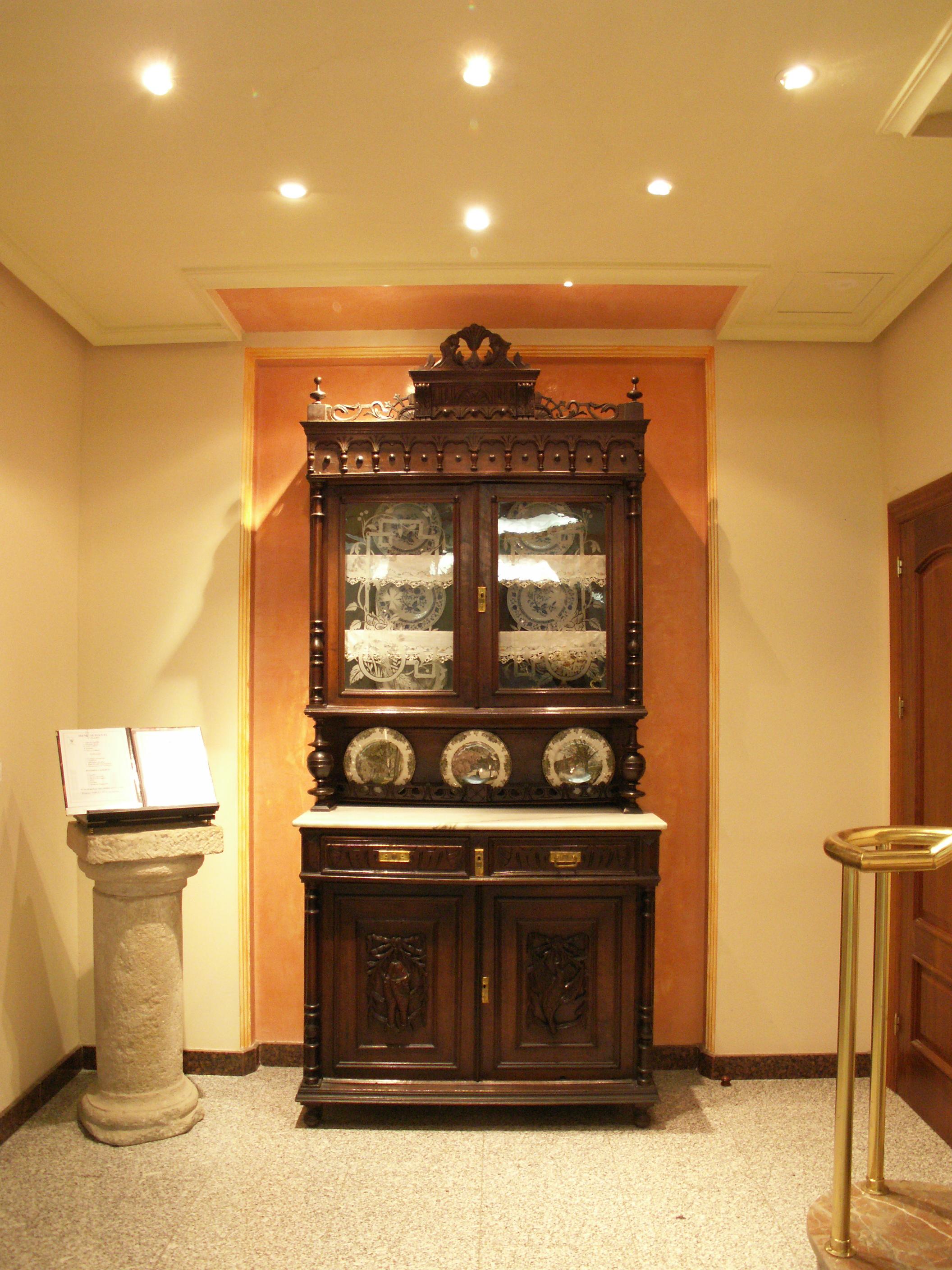 Vista Lobby Victoria