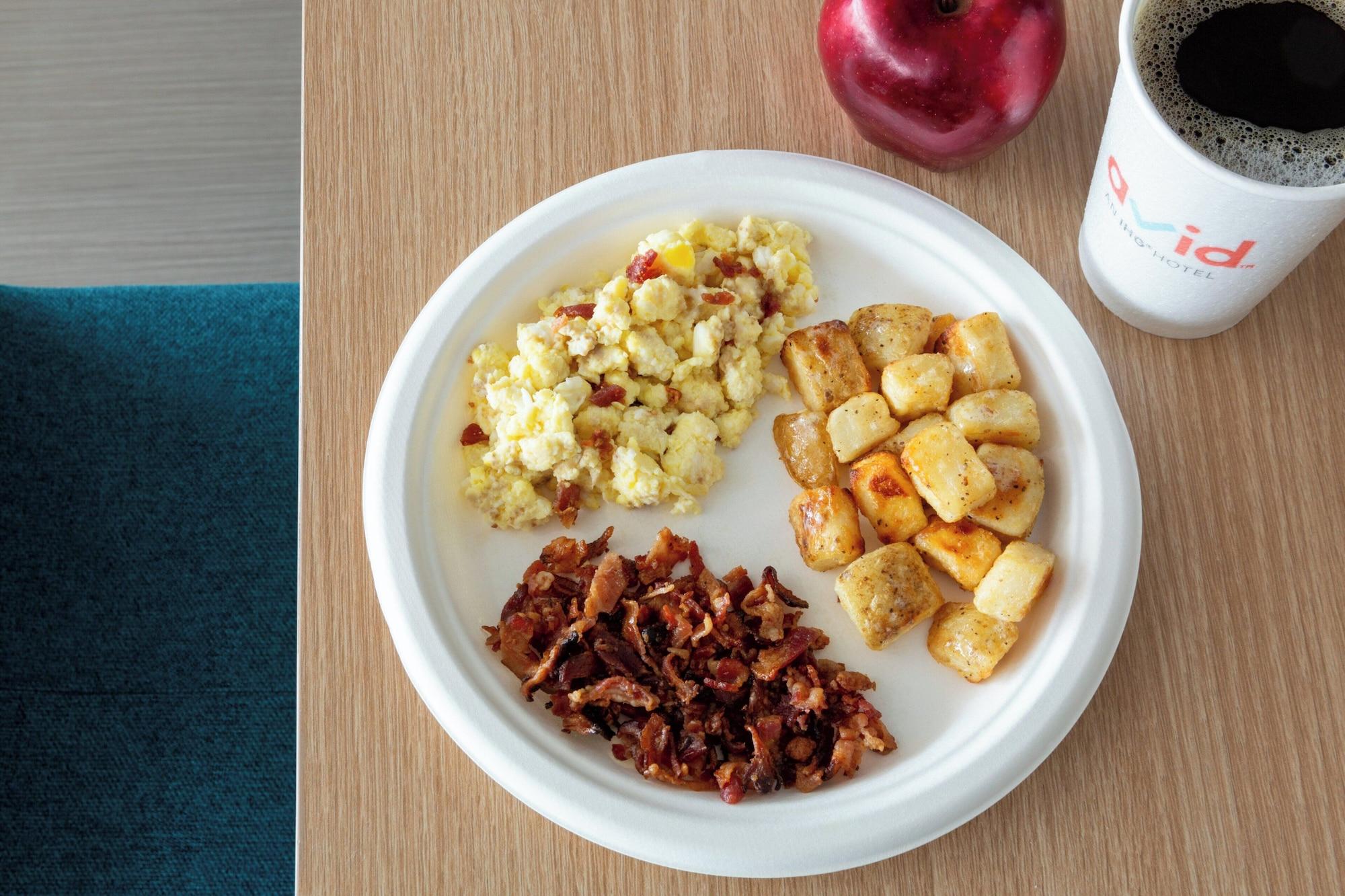 Restaurant avid hotel Denver Airport Area by IHG