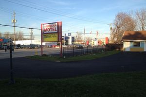 Alojamiento - American Plaza Motel