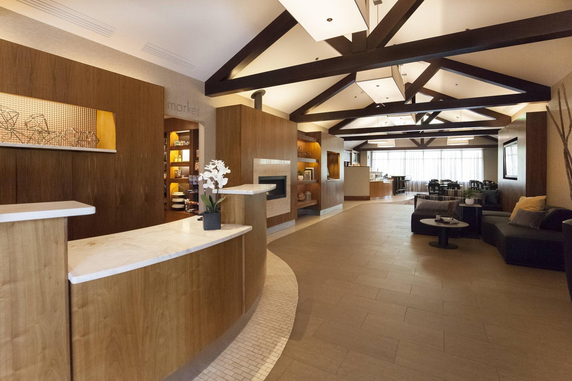 Vista Lobby Courtyard by Marriott Rochester East/Penfield