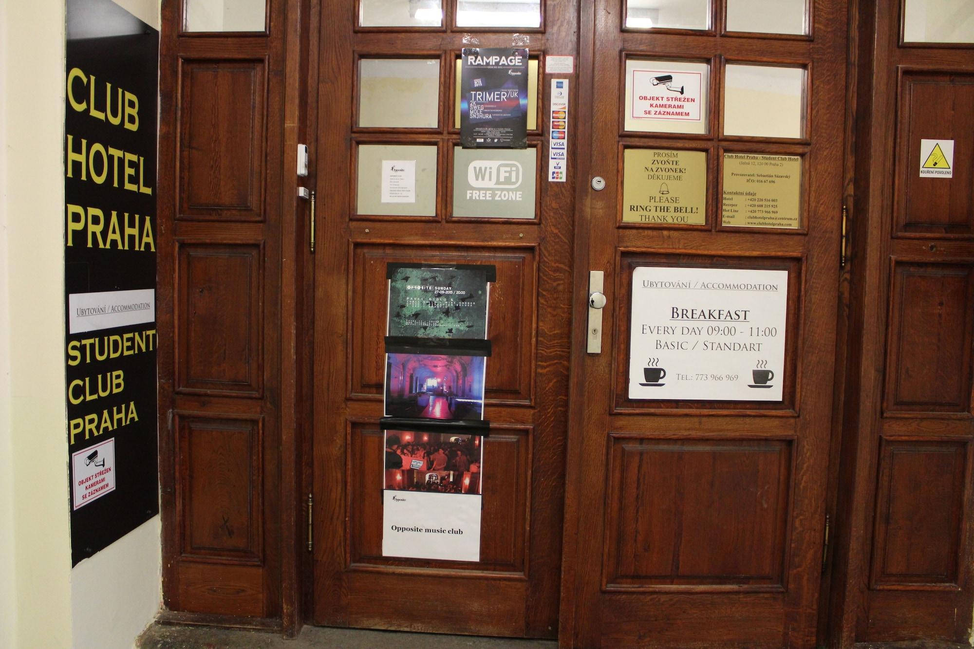 Vista Exterior Club Hotel Praha