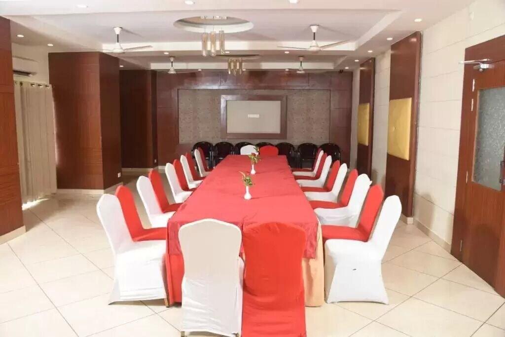 Sala de Reuniones Hotel Regency