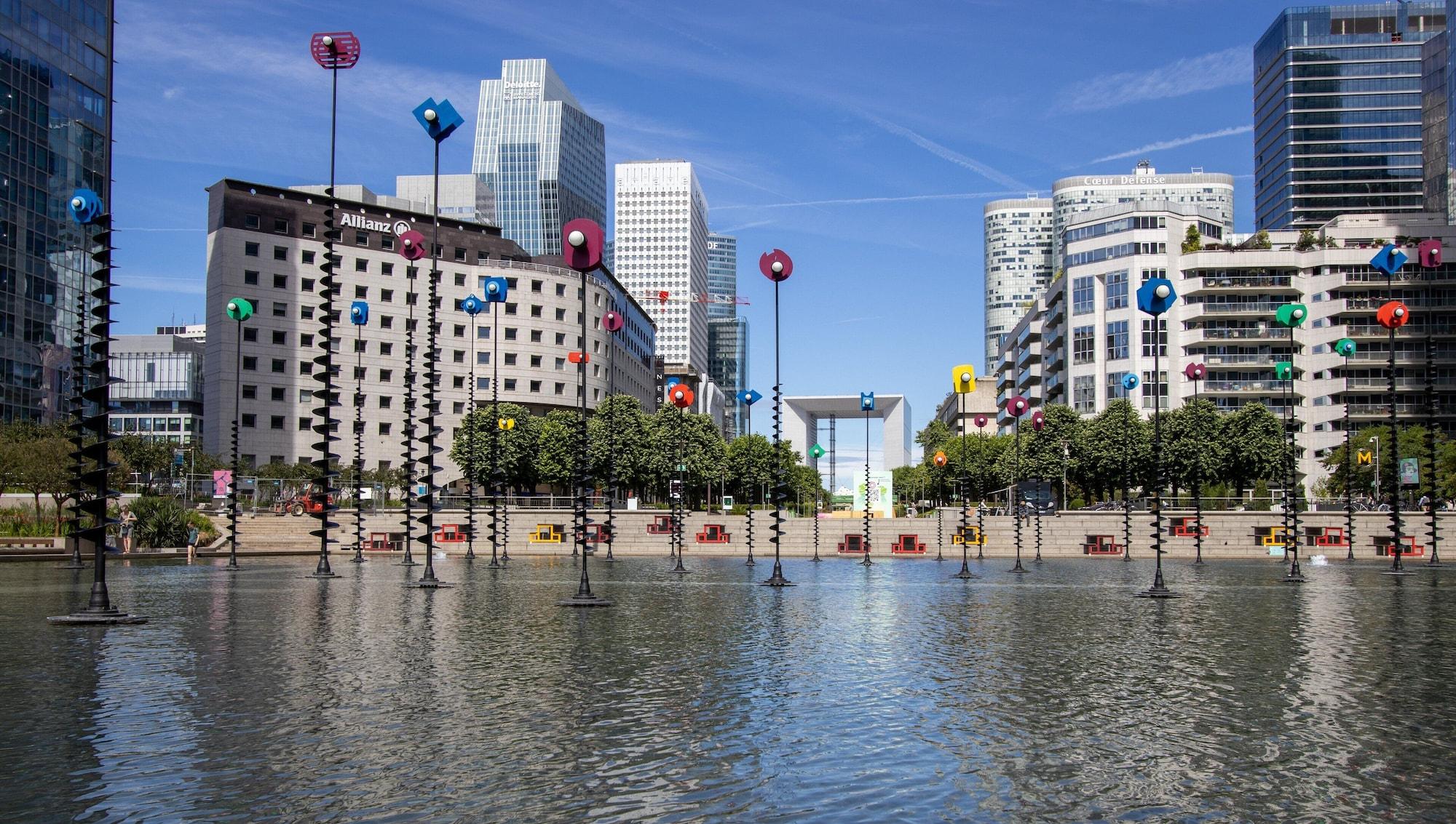 Vista Exterior Citadines La Défense Paris