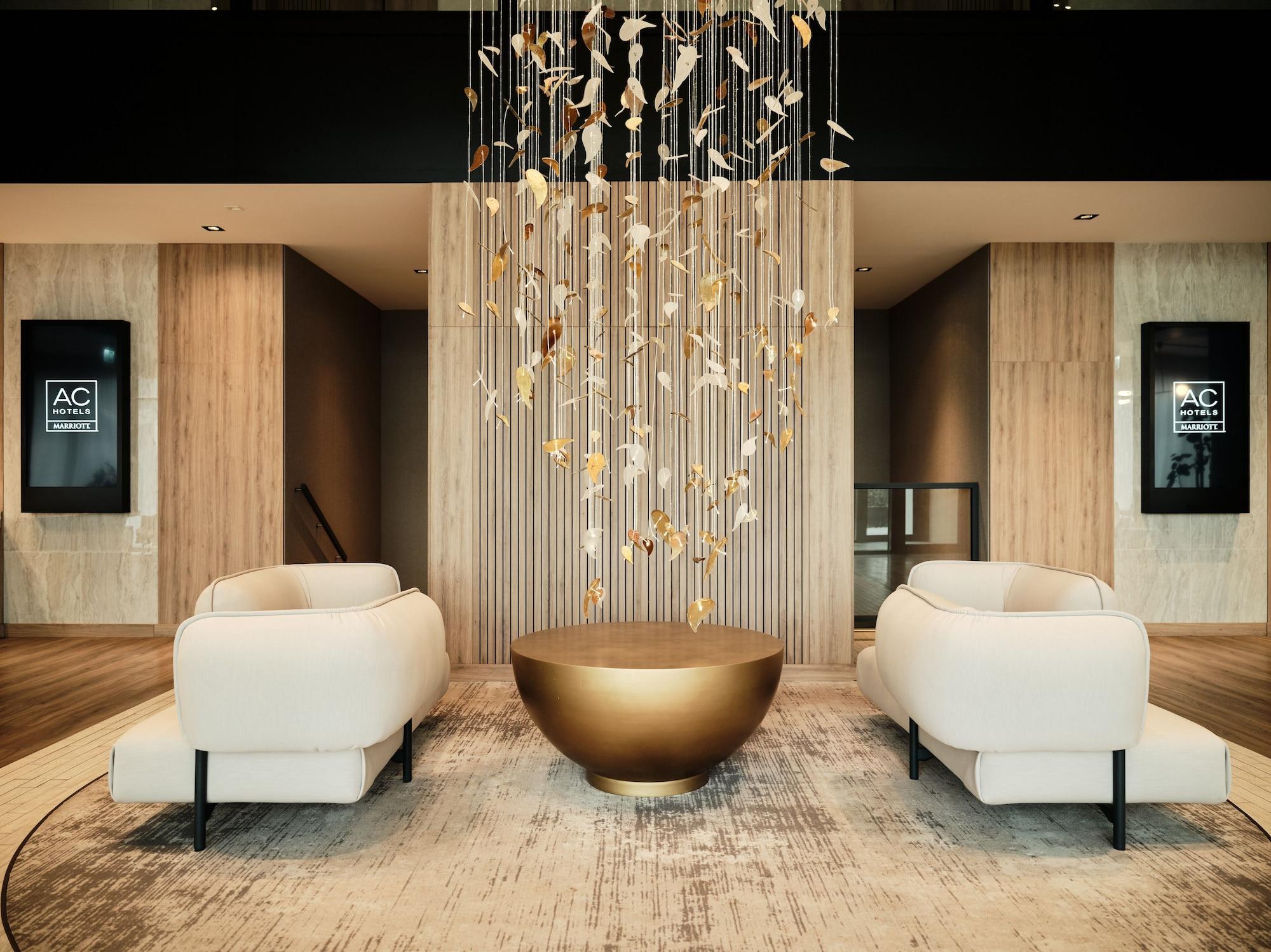 Vista Lobby AC Hotel by Marriott Krakow