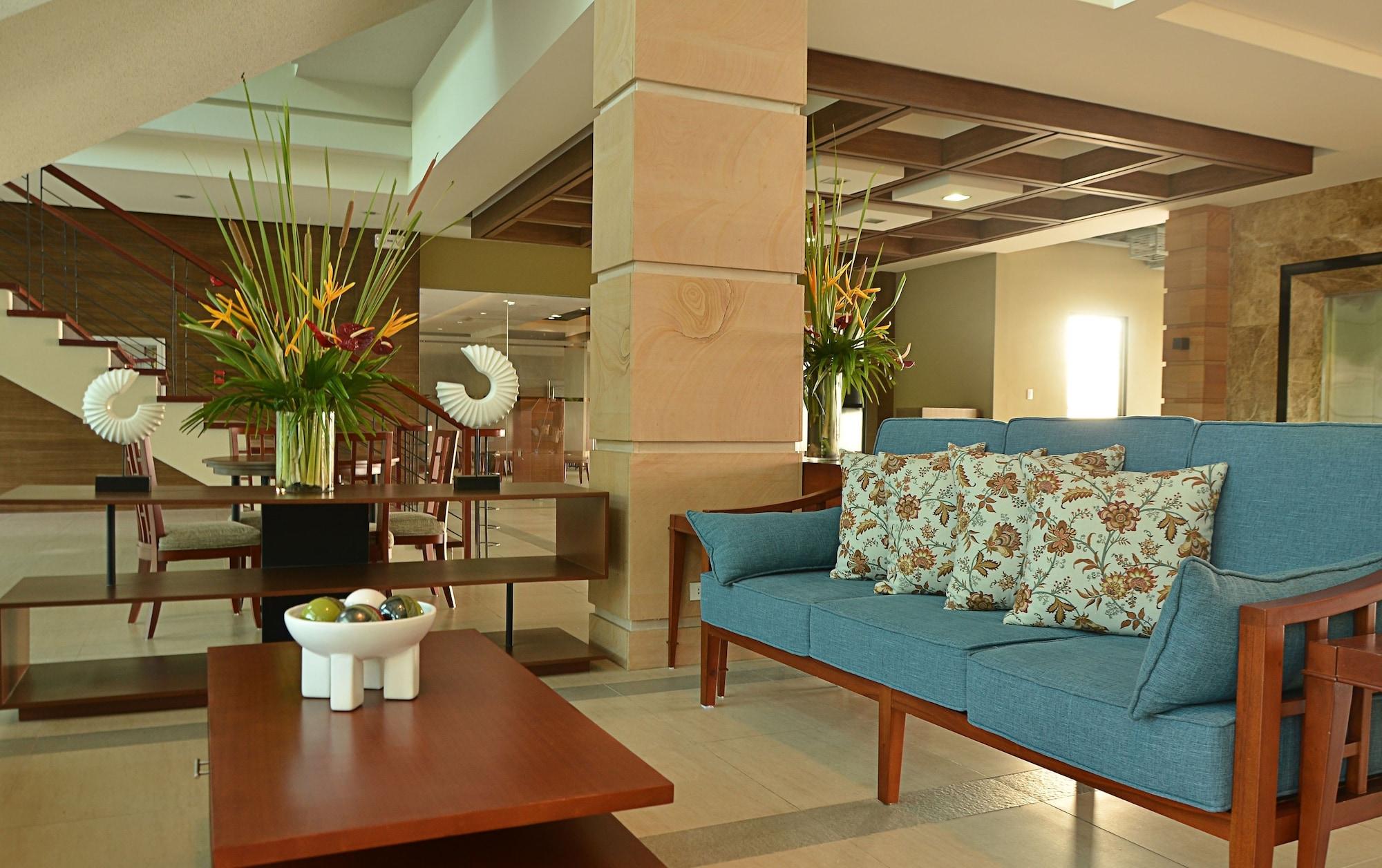 Vista Lobby Rivermount Hotel and Resort